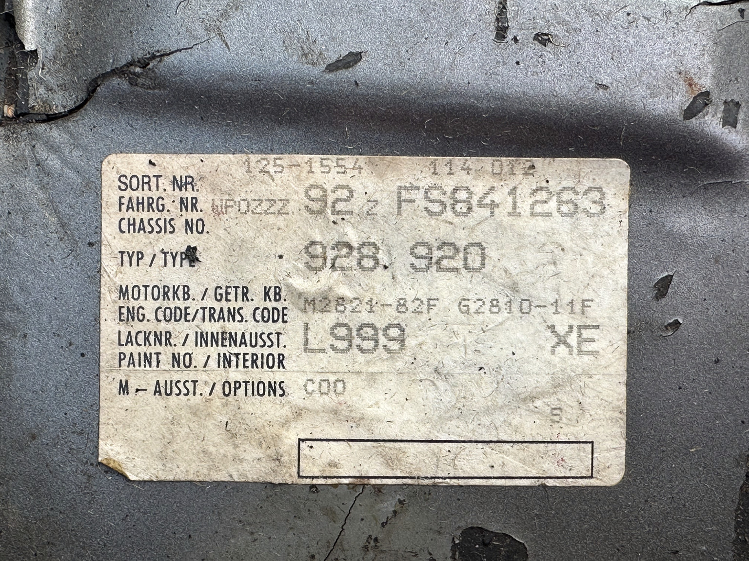 Innenraumfoto von 1985 Porsche 928 (55)