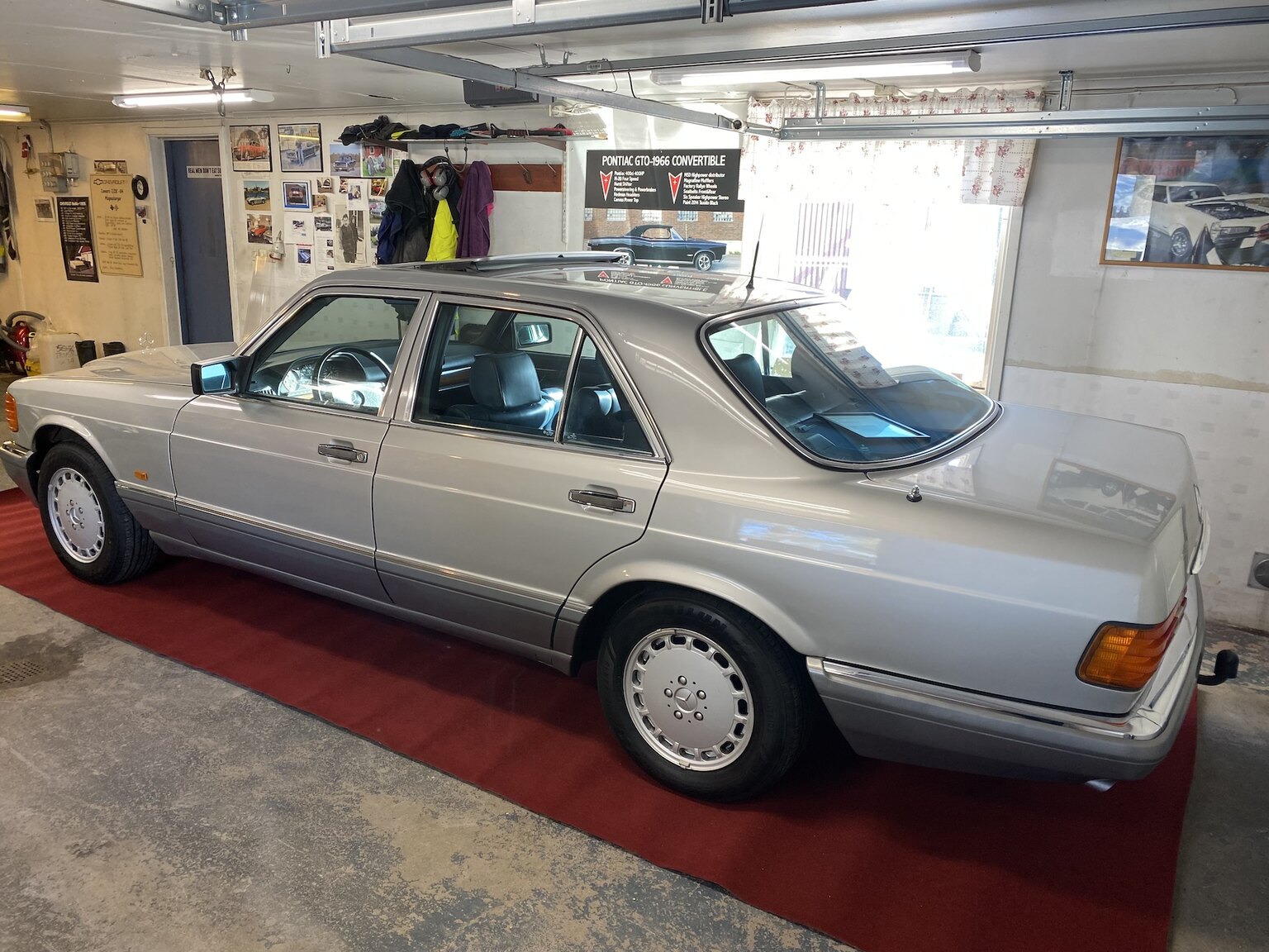 Aussenfoto 1988 Mercedes-Benz 300 SE (10)