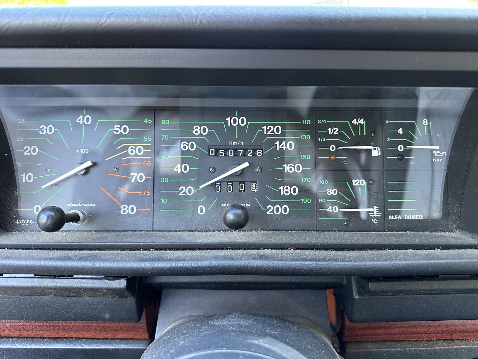 Innenraumfoto von 1984 Alfa Romeo Alfetta 2000