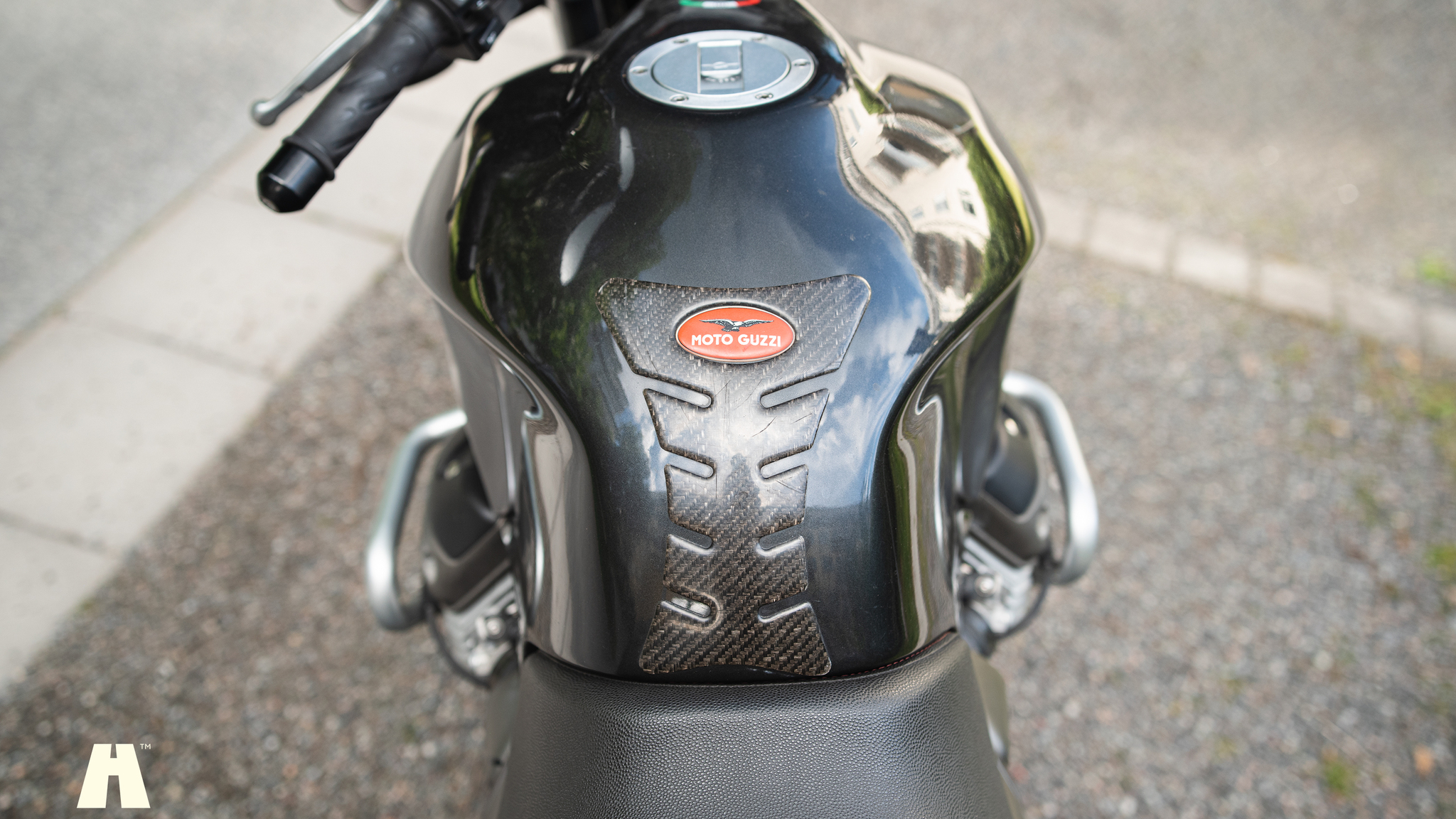 Aussenfoto 2005 Moto Guzzi Breva 750i