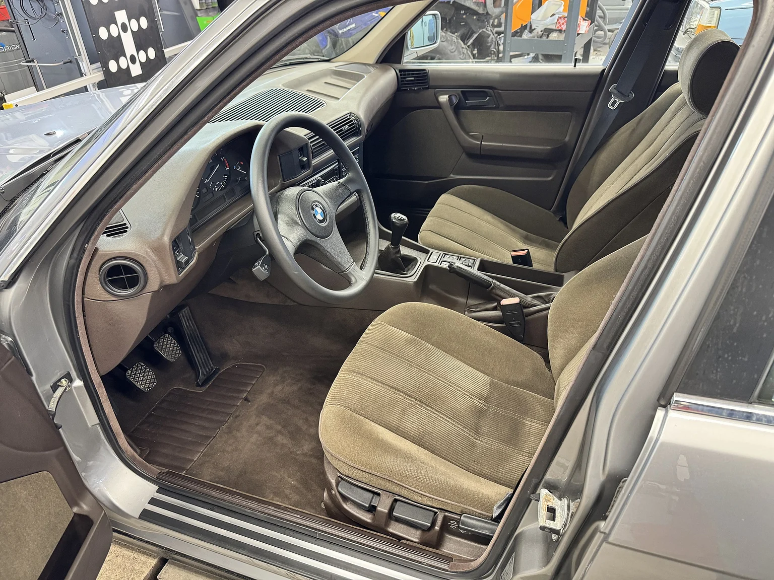 Interiörbild 1988 BMW 535i - NO RESERVE (1)