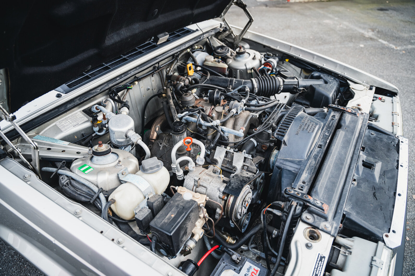 Image of 1988 Volvo 780 Bertone Coupé mechanics
