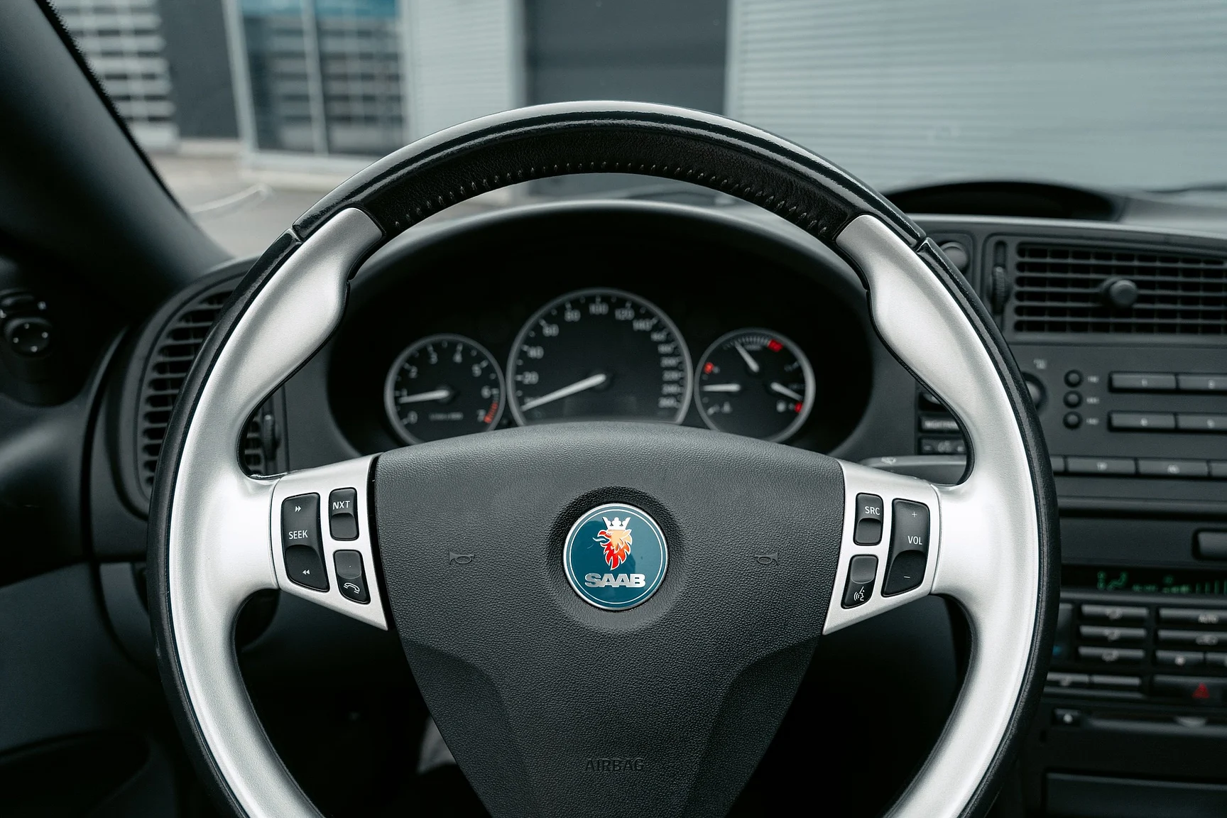 Interiörbild 2004 SAAB 9-3 Aero 2.0T Cabriolet (7)