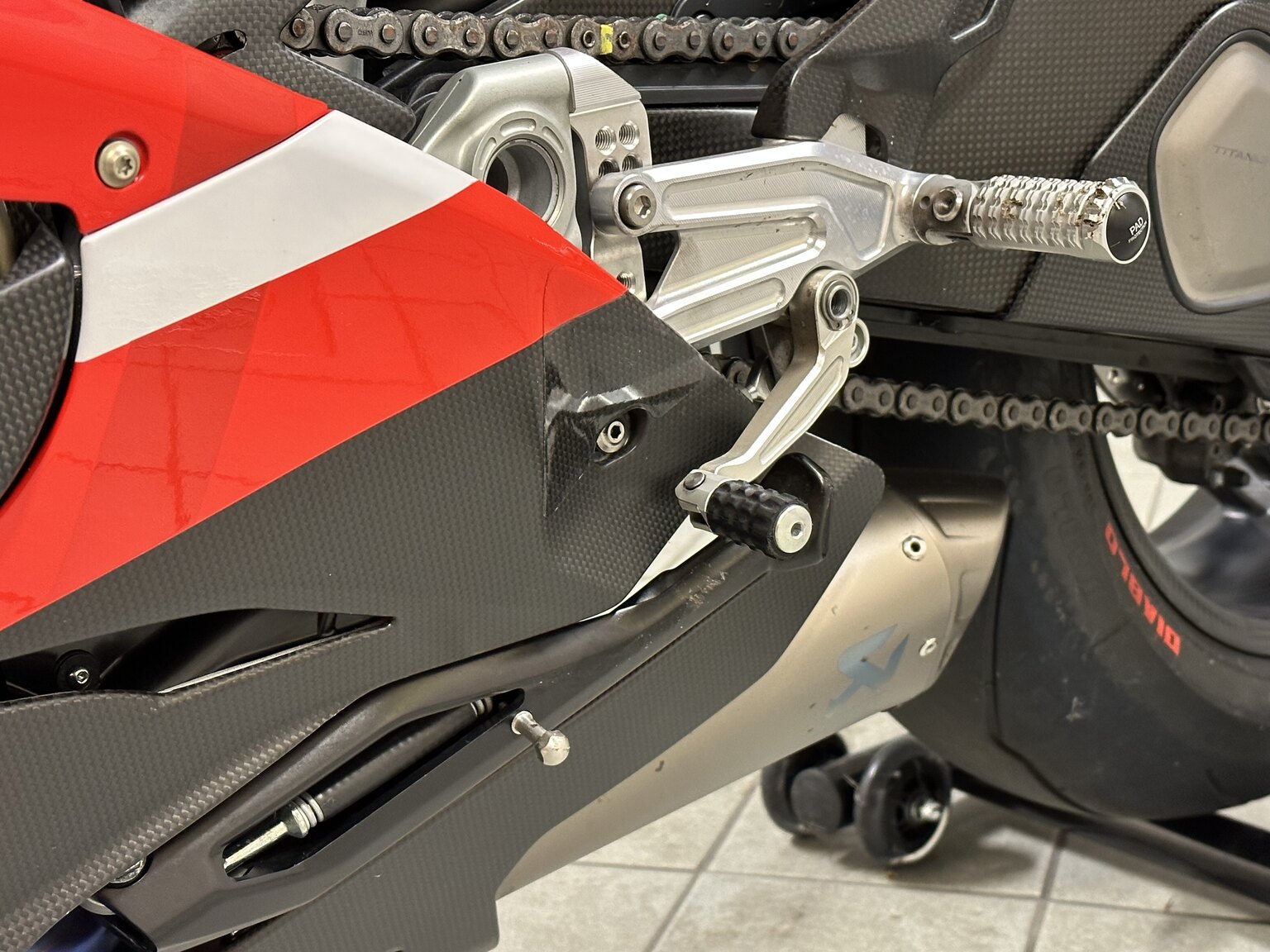 Aussenfoto 2021 Ducati Superleggera V4 23/500