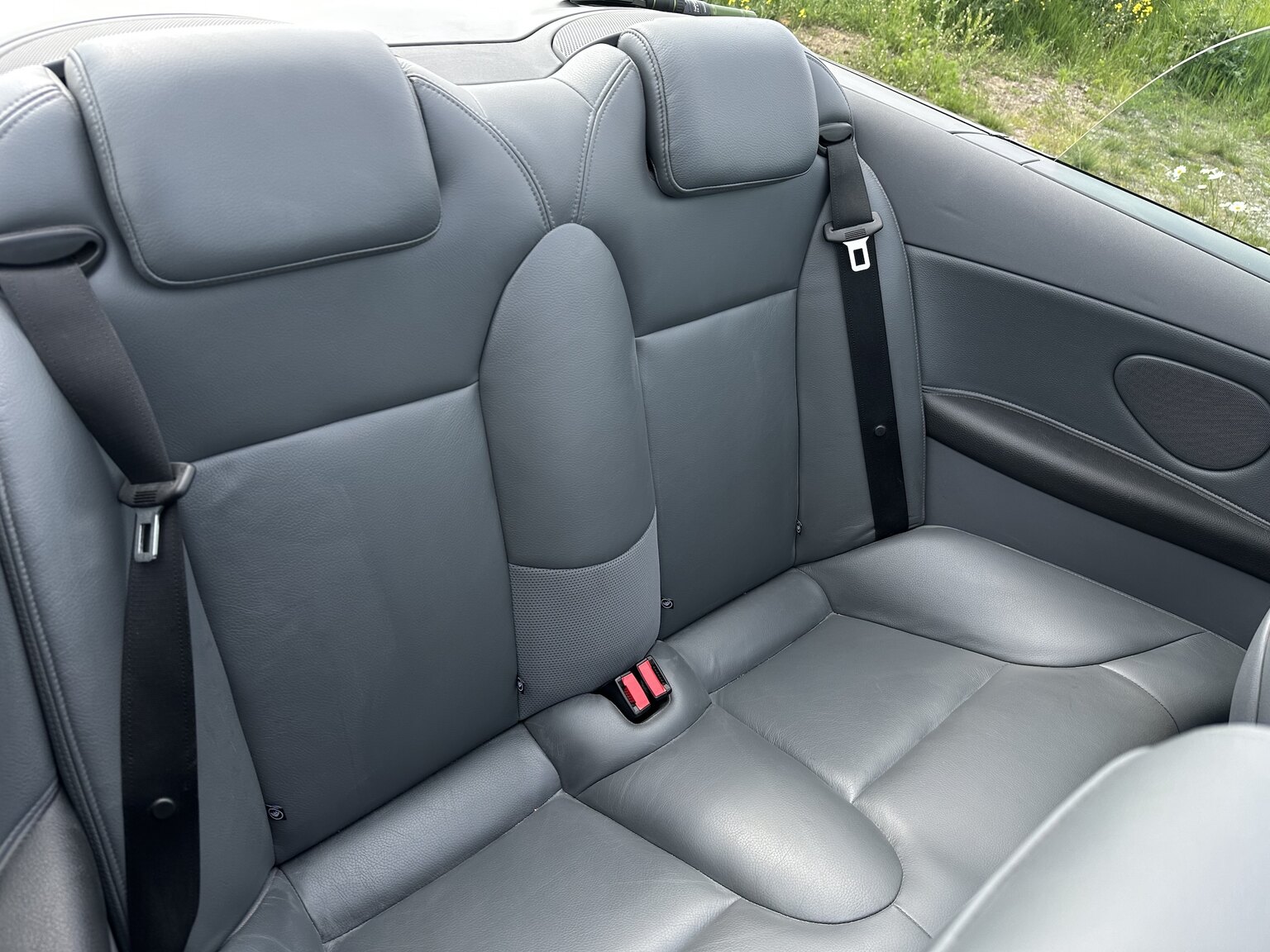 Interior image of 2004 SAAB 9.3 Aero Convertible 2.0T