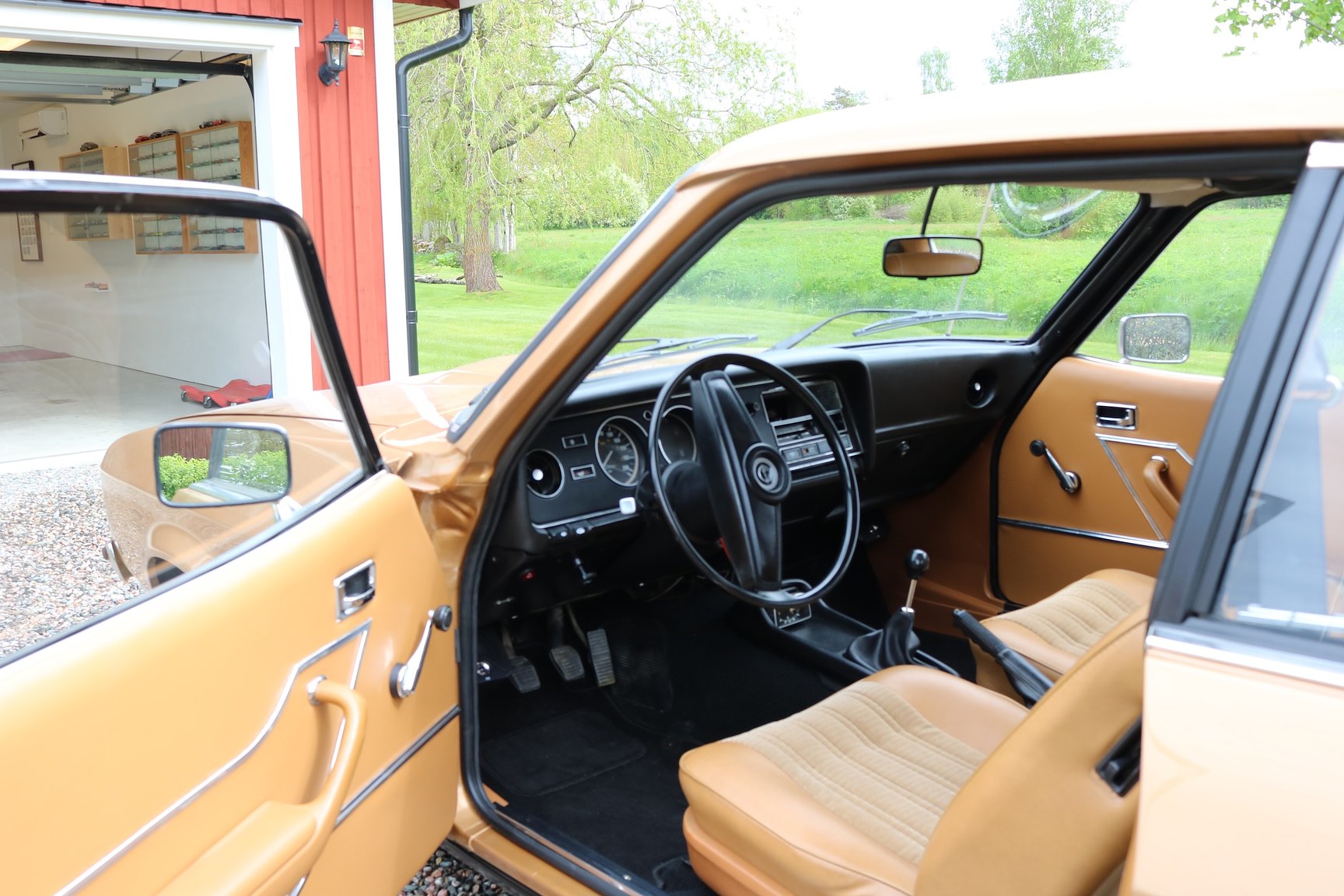 Interiörbild 1975 Ford Capri 1600
