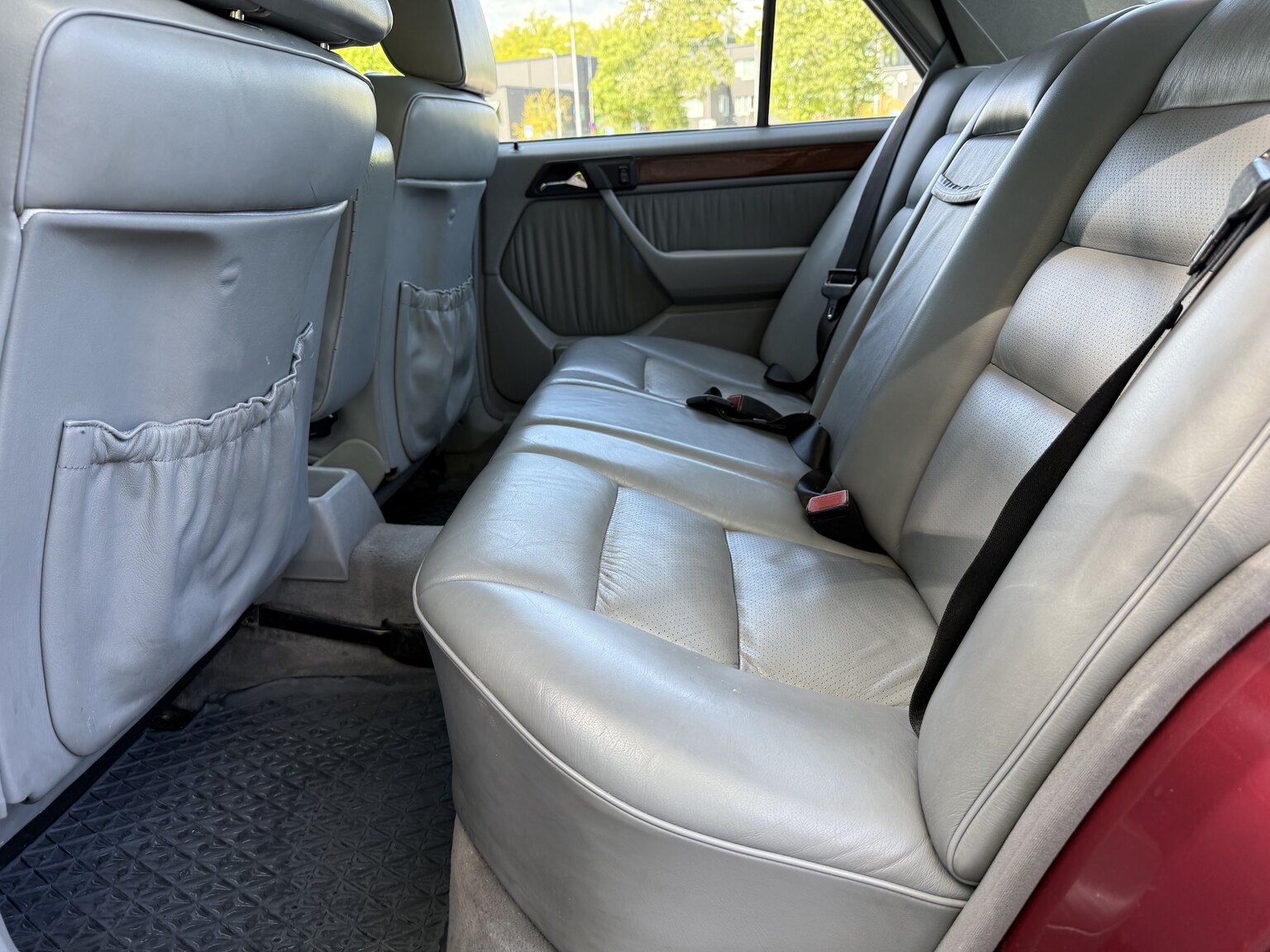 Interior image of 1991 Mercedes-Benz 300 E-24