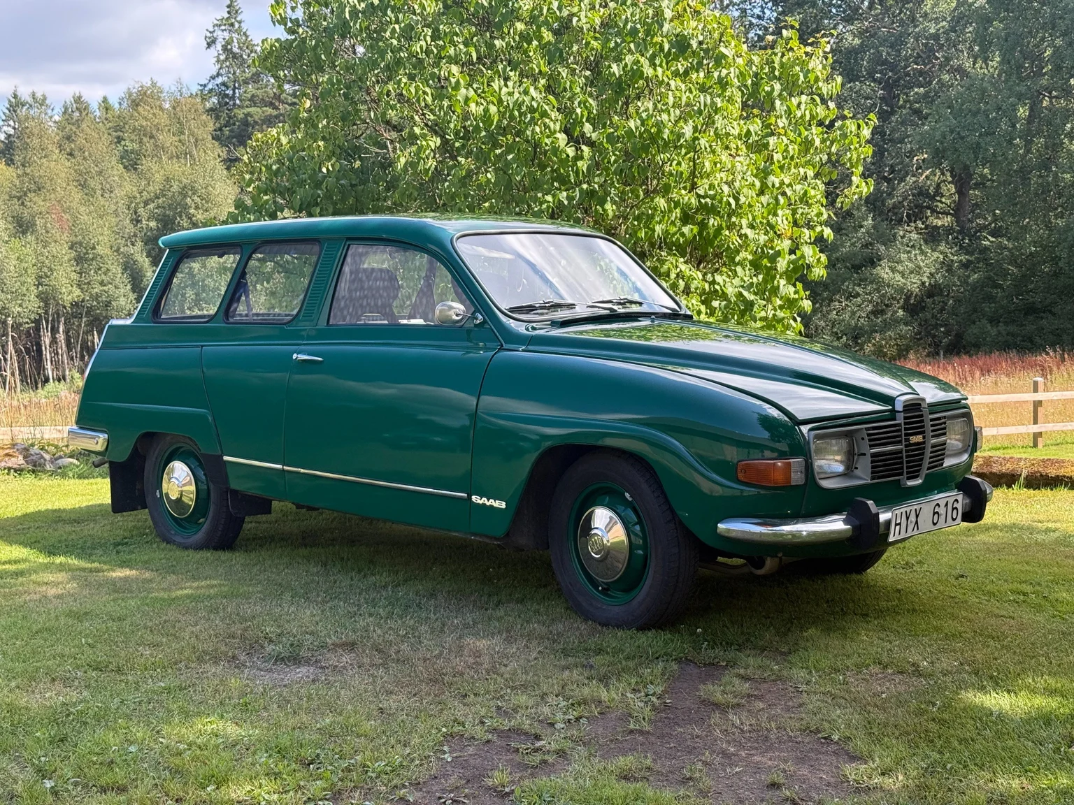 Aussenfoto 1975 Saab 95 V4 kombi - 7-sits (2)