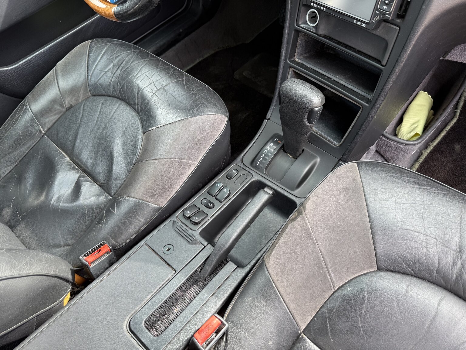 Interior image of 1997 Saab 9000 2.3 CS Turbo A50