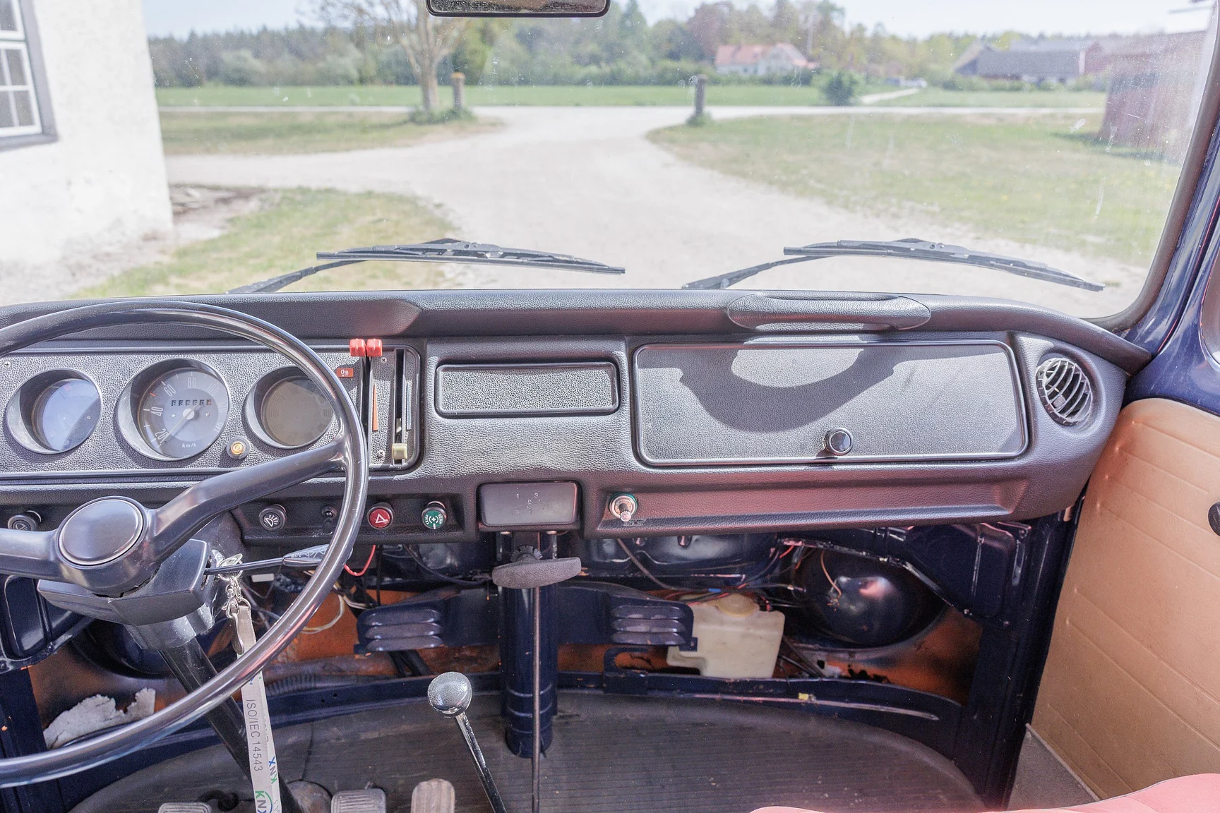 Interiörbild 1973 Volkswagen Typ 2 Transporter T2 (48)