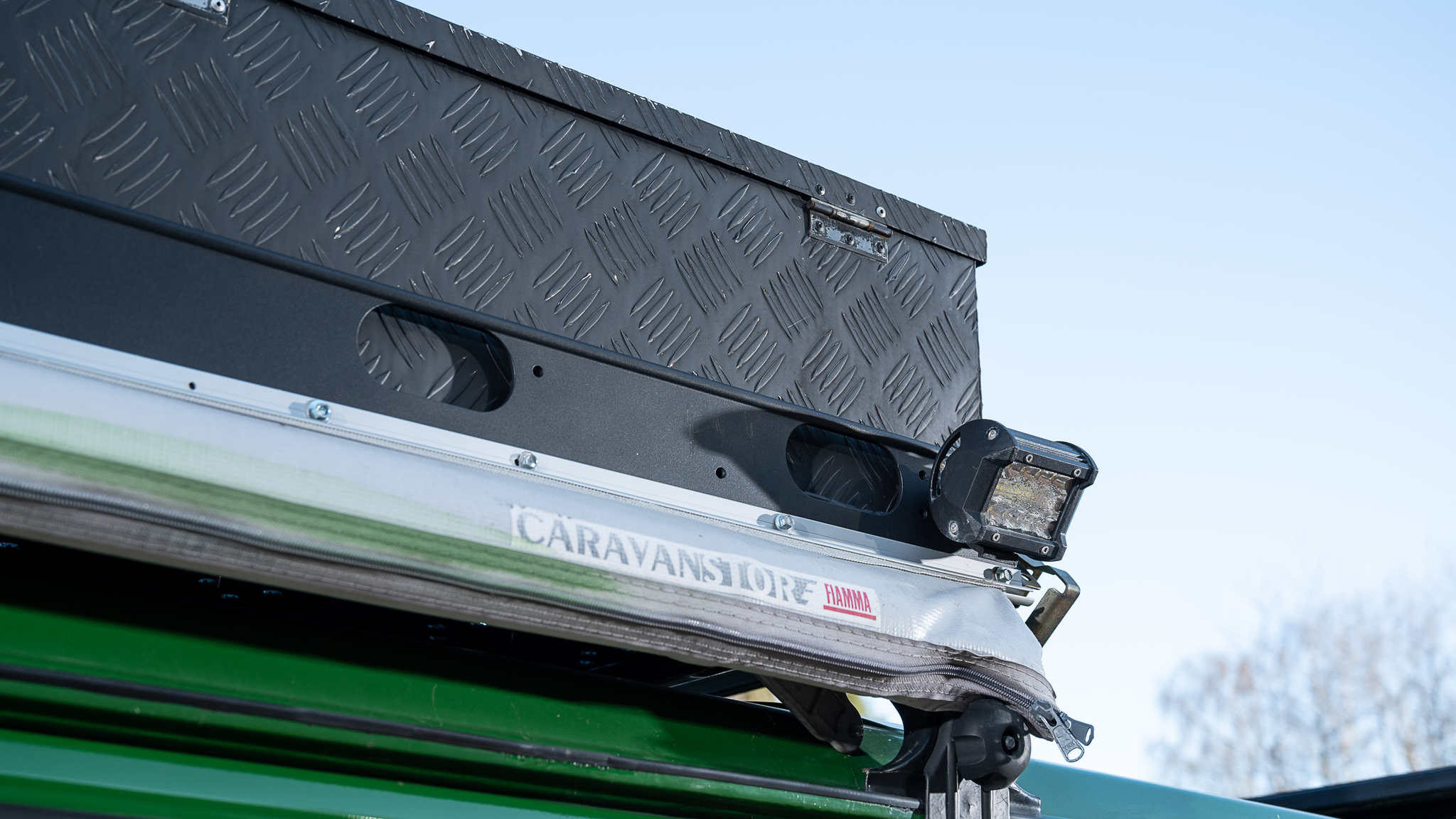 Exterior image of 1992 Volkswagen T3 Kombi Syncro 16" Westfalia
