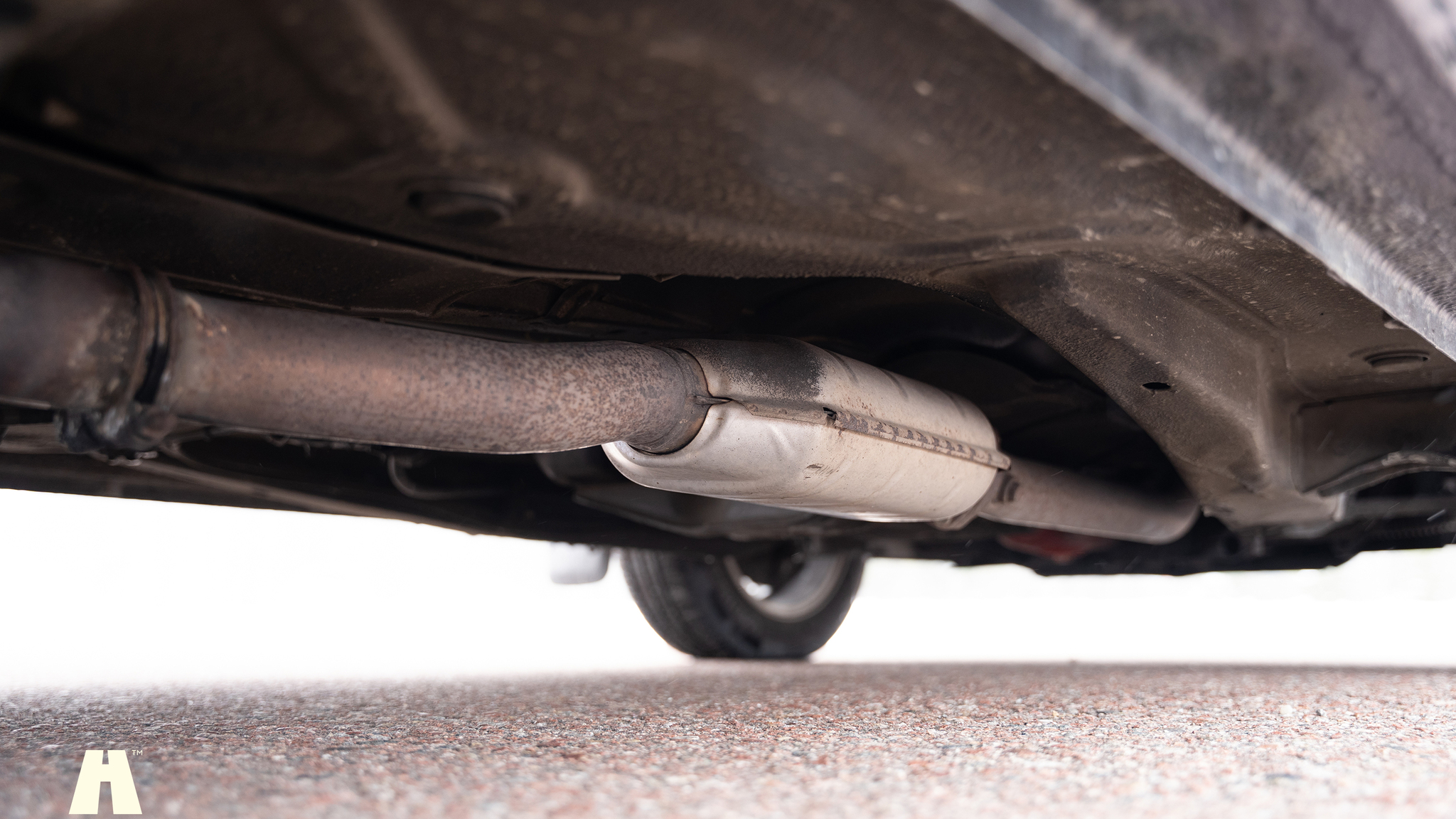 Image of 1995 Volvo 940 SE mechanics