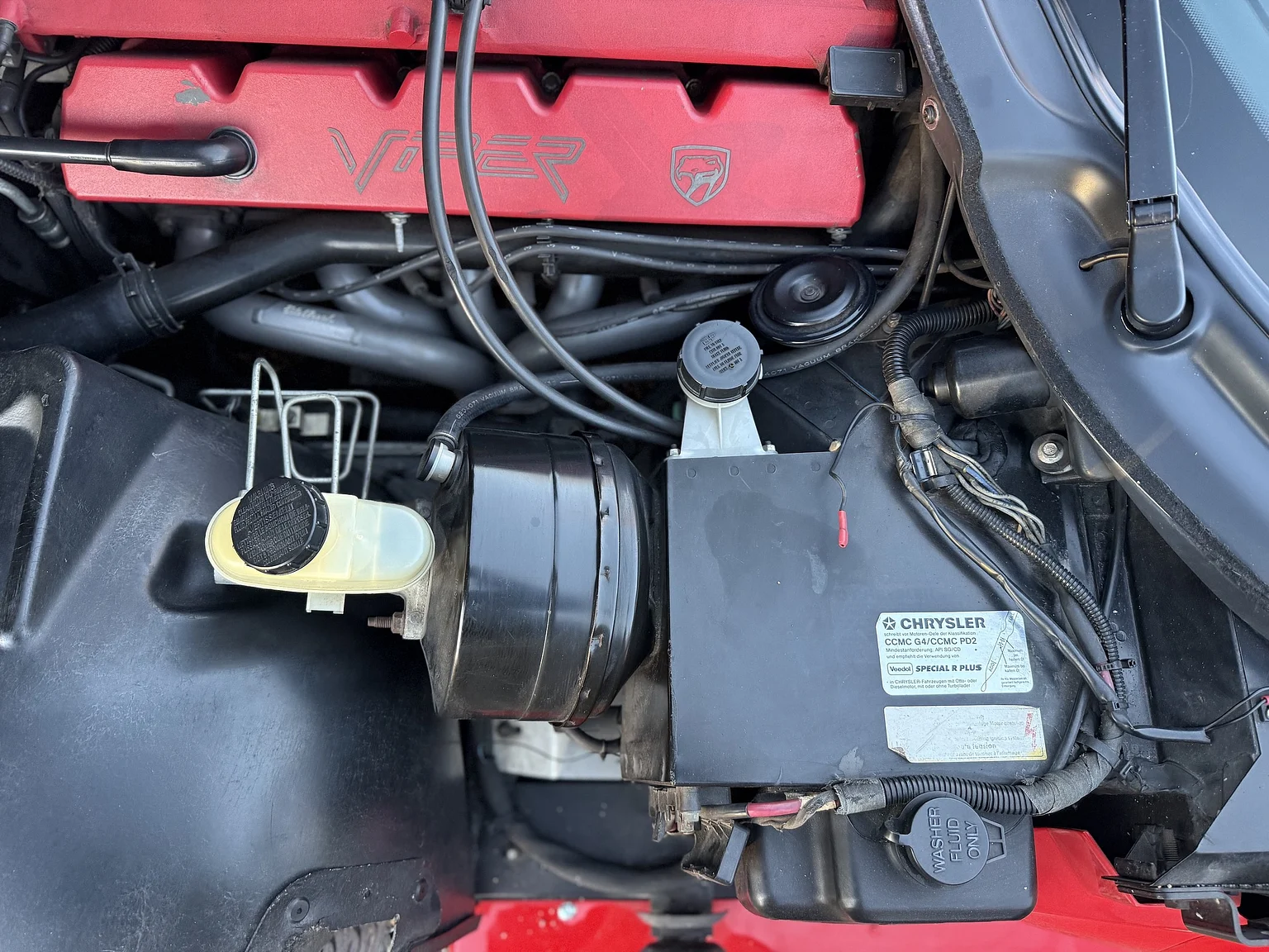 Image of 1994 Chrysler Viper (14) mechanics