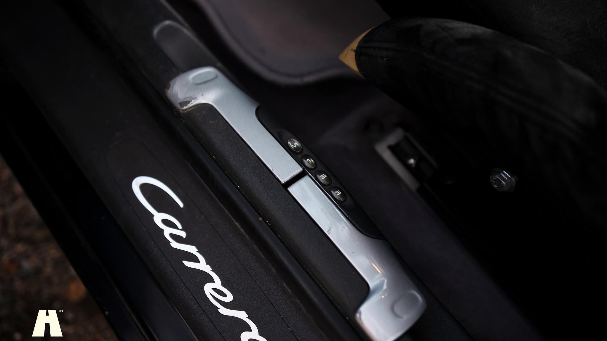 Interior image of 1998 Porsche 996 Carrera 2 “Clubsport”