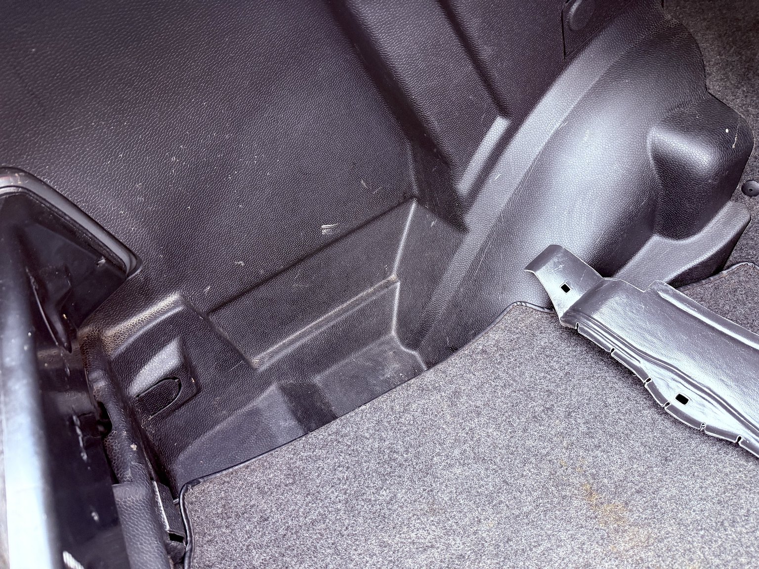 Innenraumfoto von 1989 Mercedes-Benz 190 E