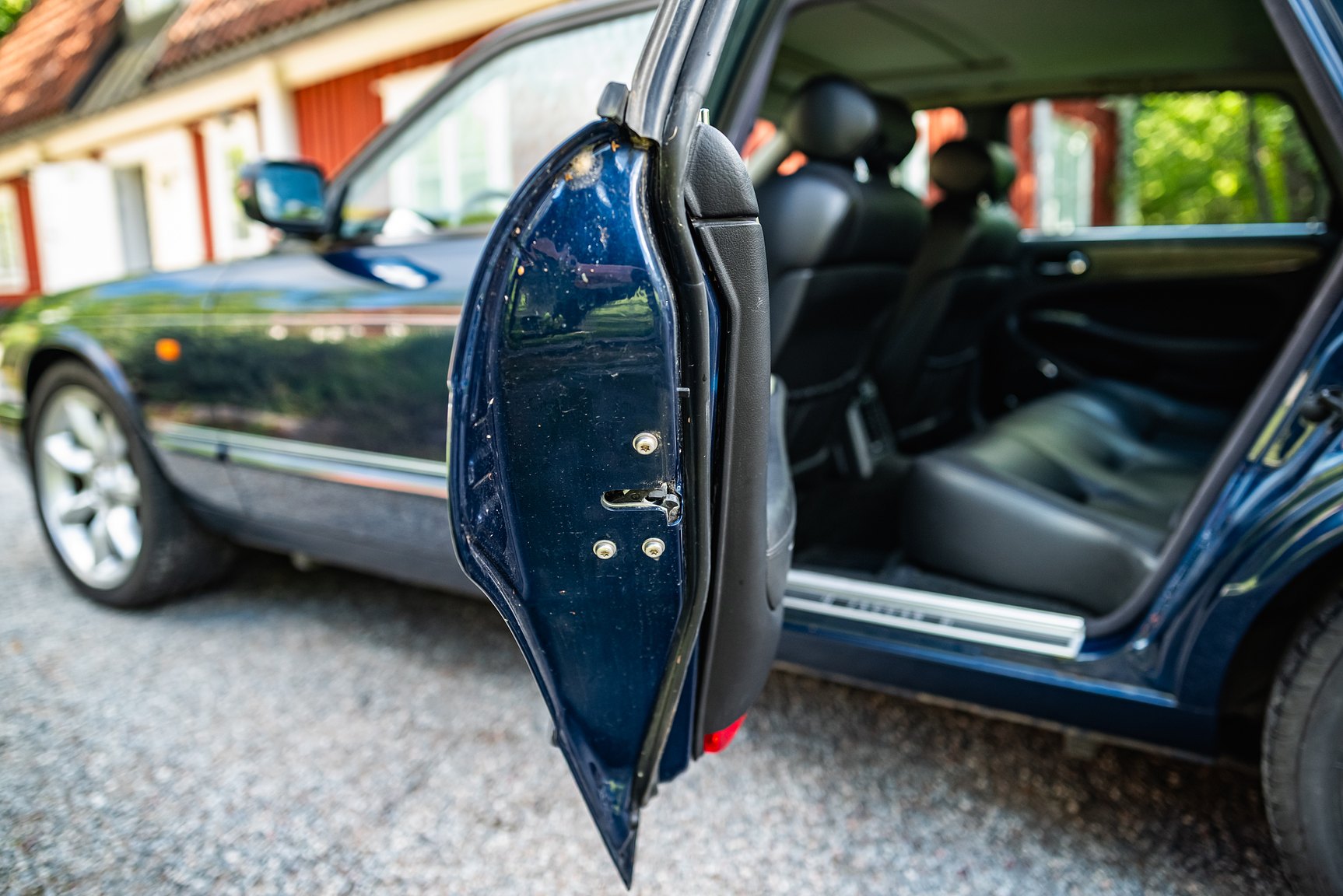 Interior image of 2001 Jaguar XJR