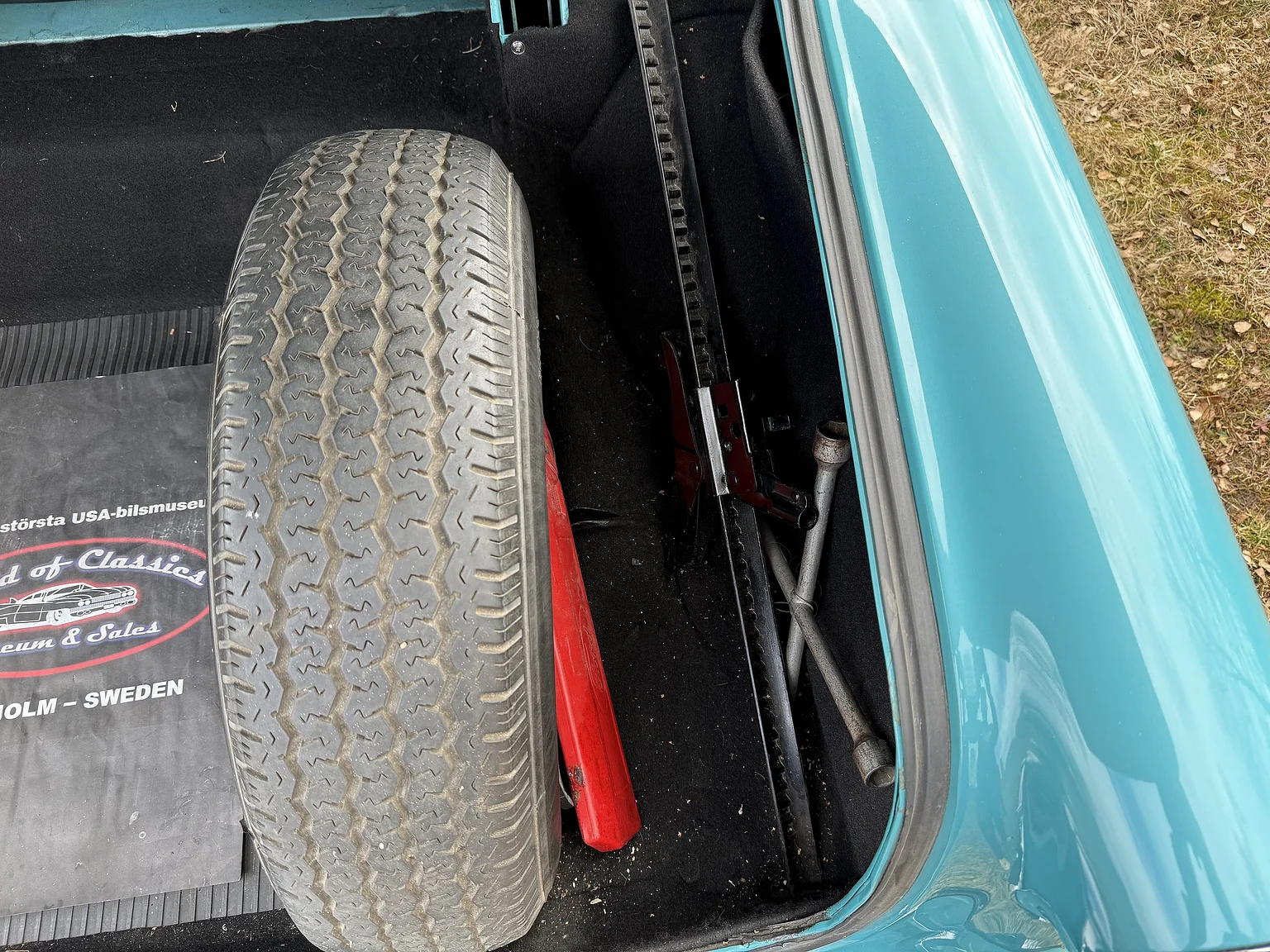 Innenraumfoto von 1955 Oldsmobile Super 88 (95)