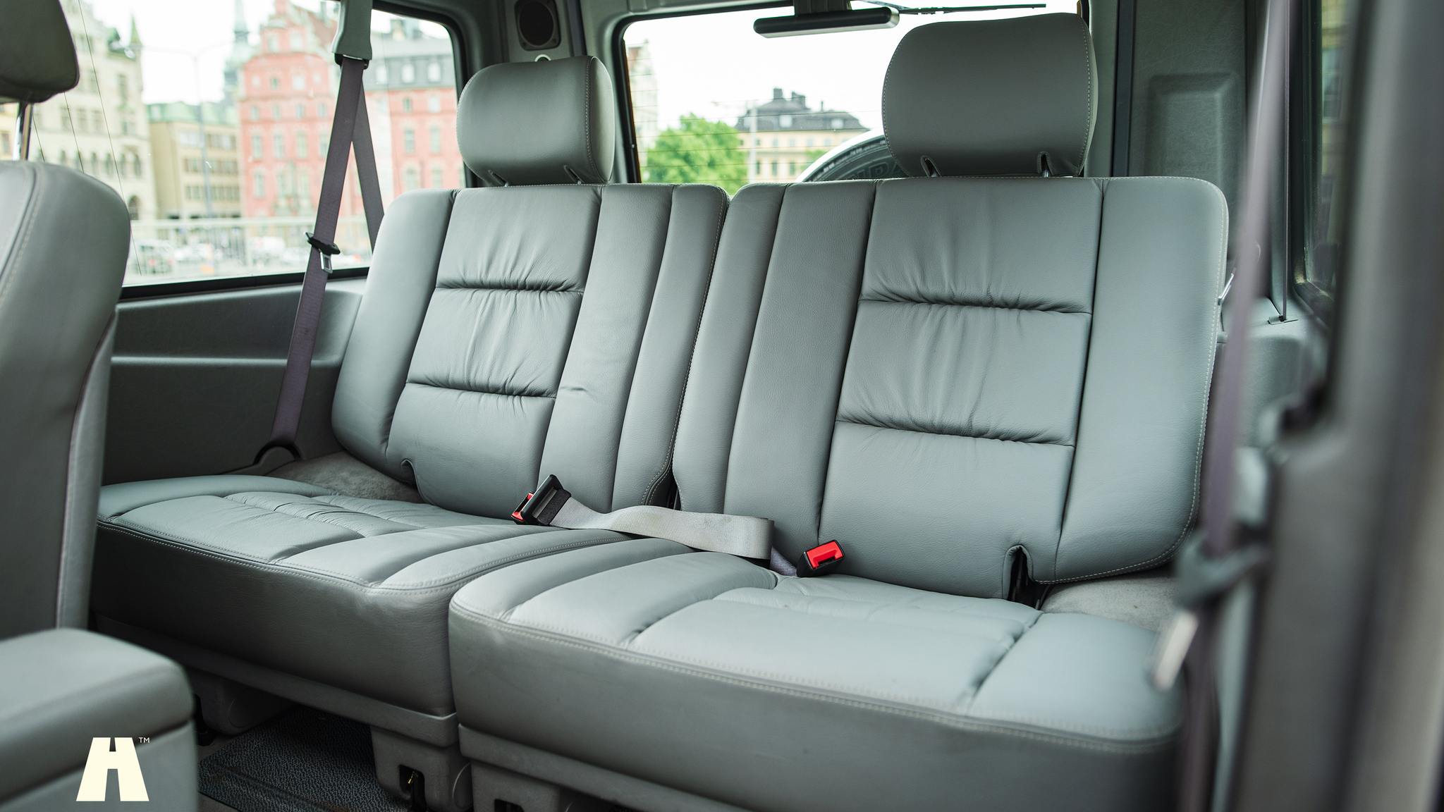 Interiörbild 2004 Mercedes-Benz G400 (KORT)