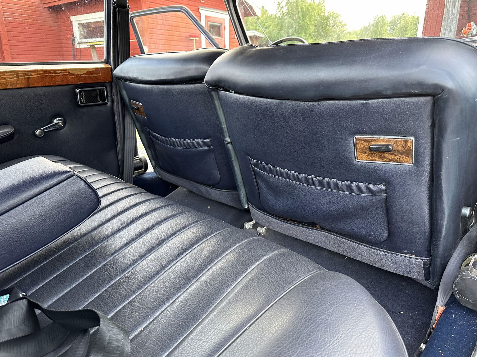 Interior image of 1968 Wolseley 18/85 1.8 (23)