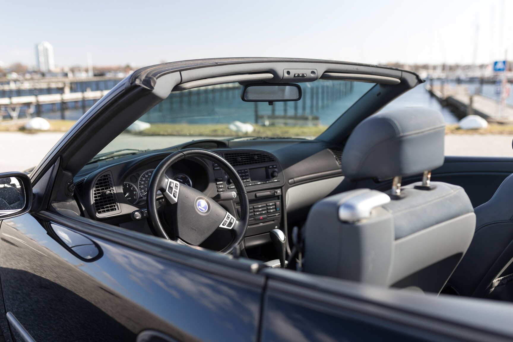 Interior image of 2004 SAAB 9-3 2.0T Cabriolet