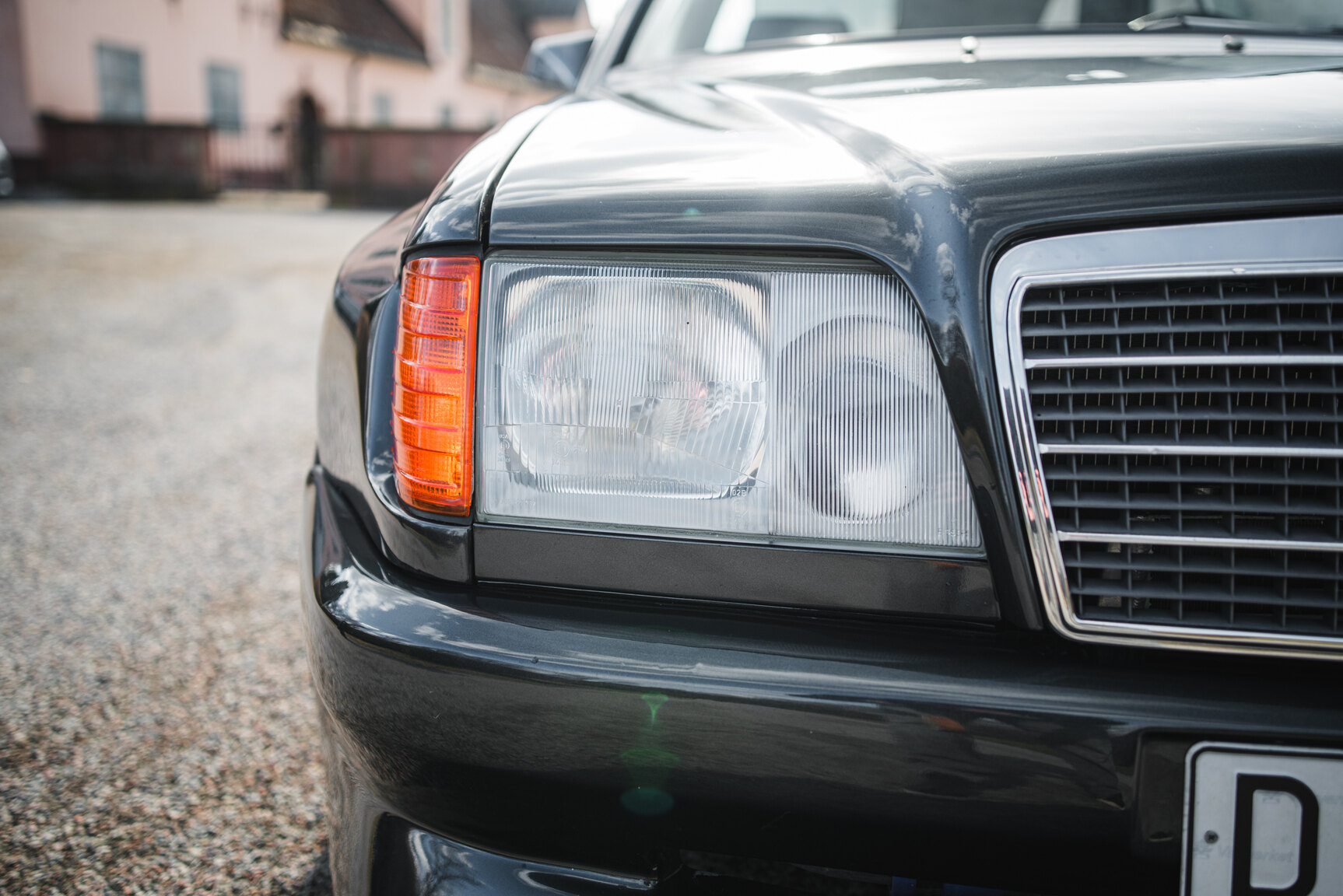 Exterior image of 1989 Mercedes-Benz 300 CE Koenig Specials