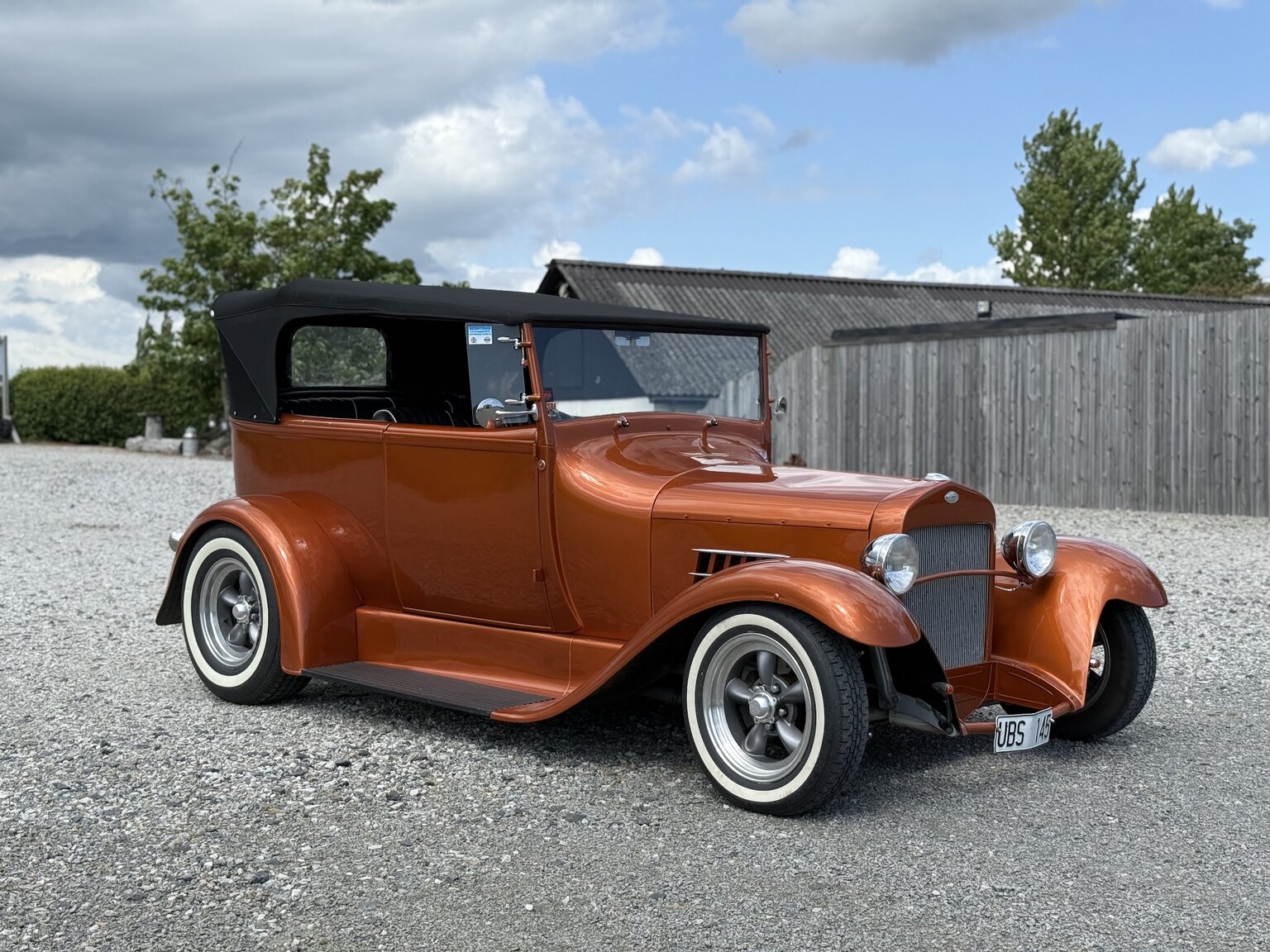 Aussenfoto 2012 Hot Rod T