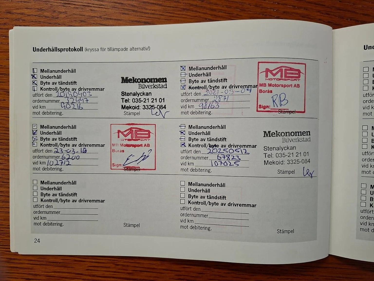 Documentation for 2009 Porsche 911 Carrera (5)