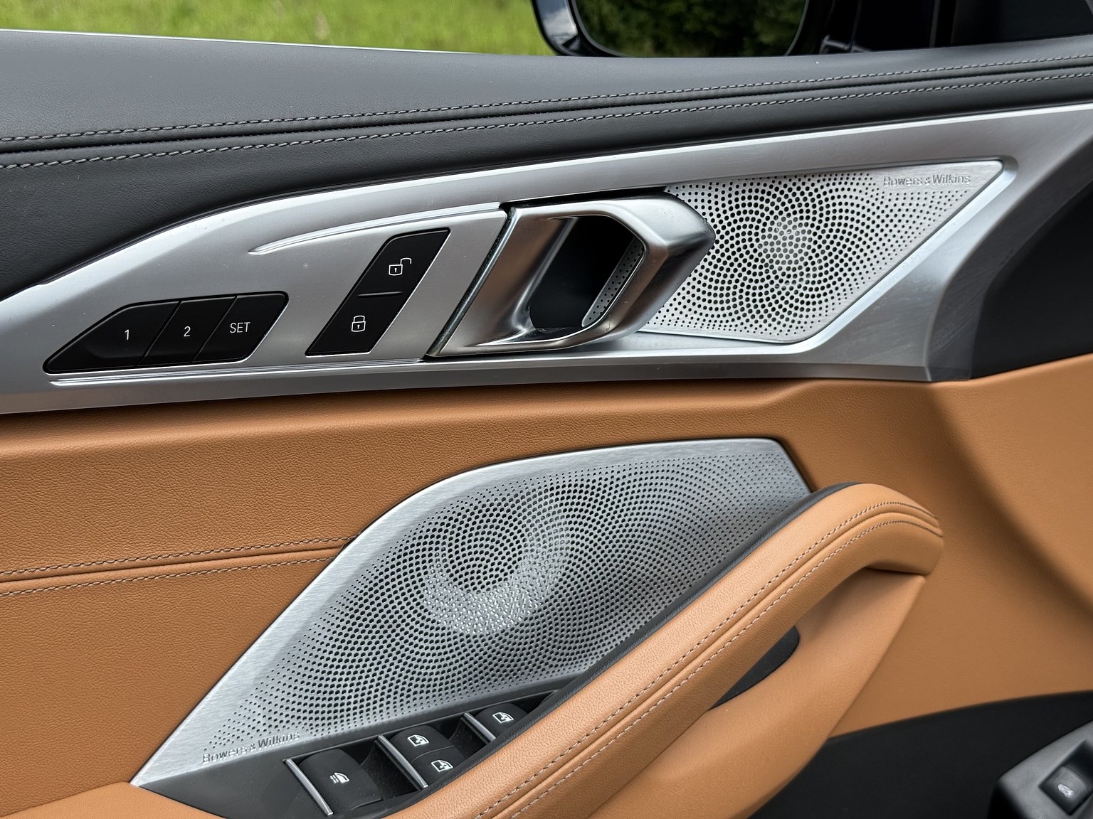 Interior image of 2019 BMW M850i xDrive Convertible Steptronic