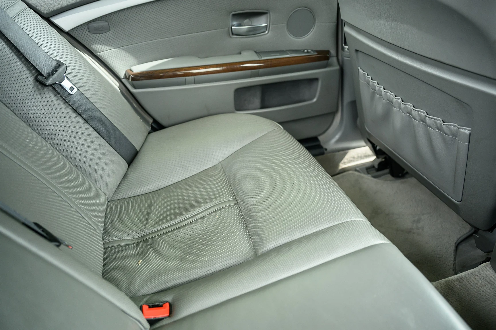 Interiörbild 2001 BMW 745i (50)