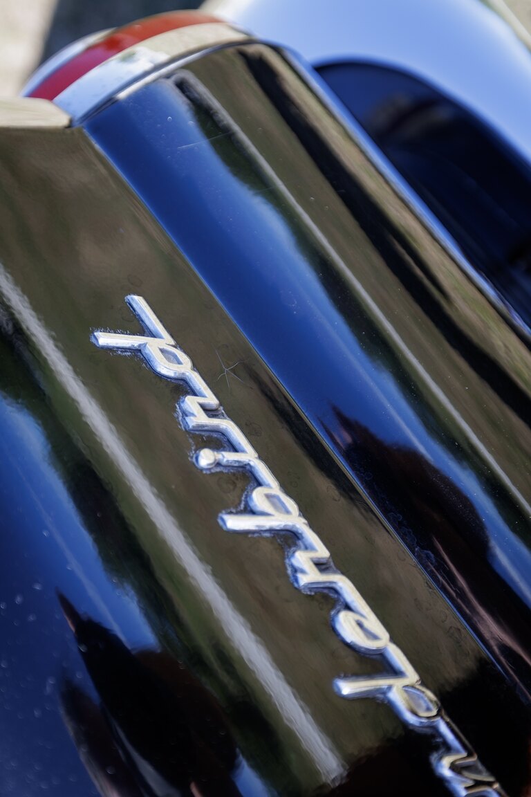 Exterior image of 1956 Ford Thunderbird