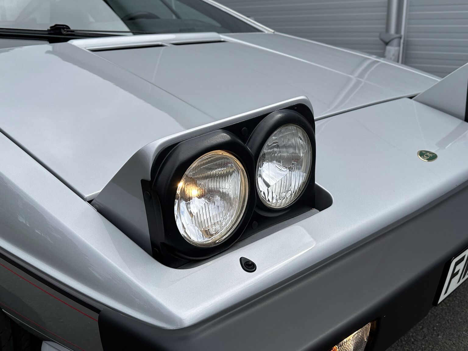 Aussenfoto 1987 Lotus Esprit S3