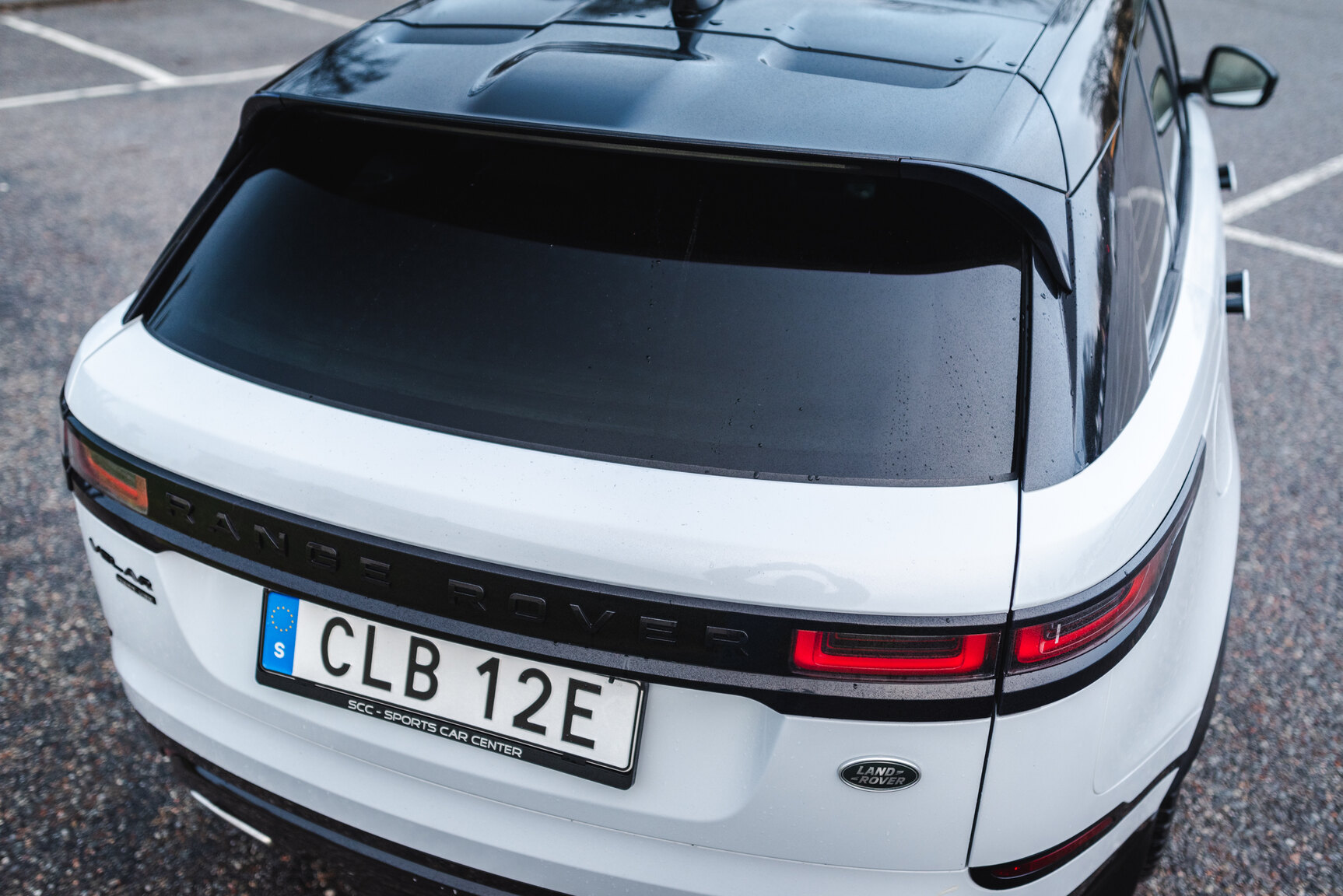 Exterior image of 2018 Range Rover Velar D300 AWD HSE