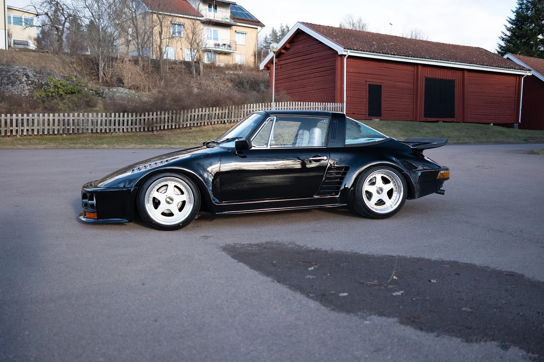 Aussenfoto 1976 Porsche 911 Targa Flachbau - Josef Zirkelbach DP (2)