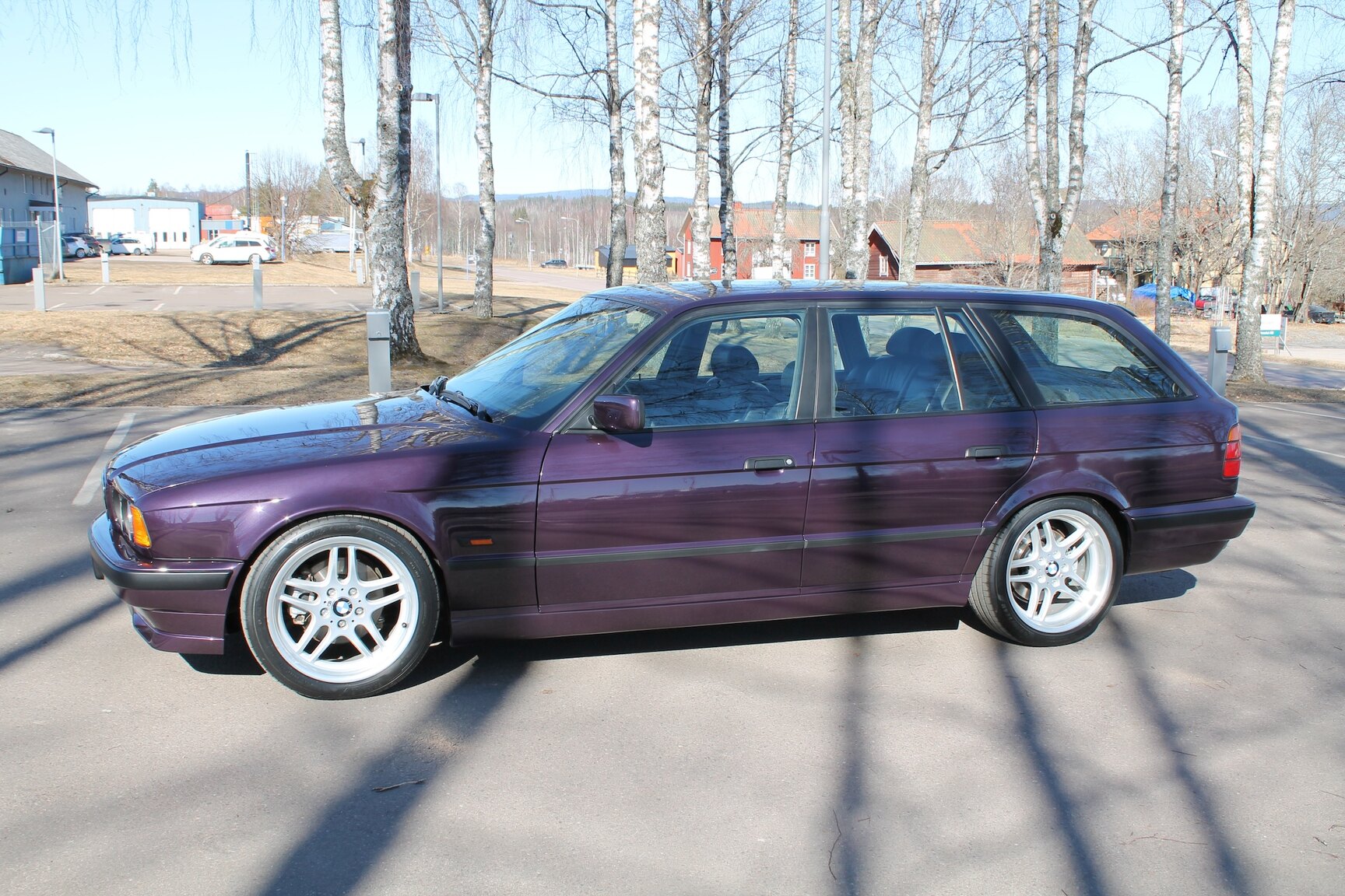 Exteriörbild på 1996 BMW 540i Touring "No Reserve Auction"