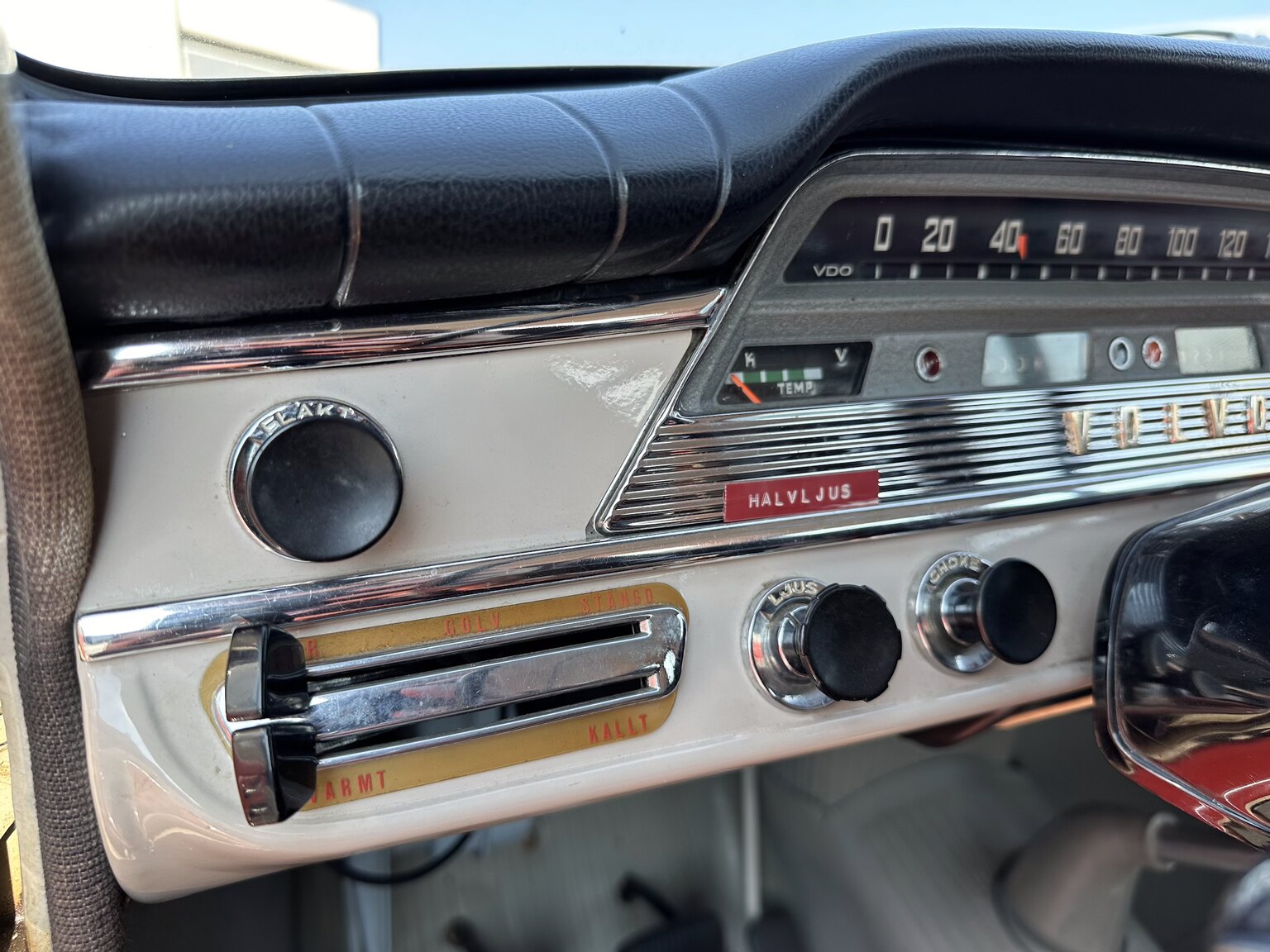 Innenraumfoto von 1960 Volvo PV 544A