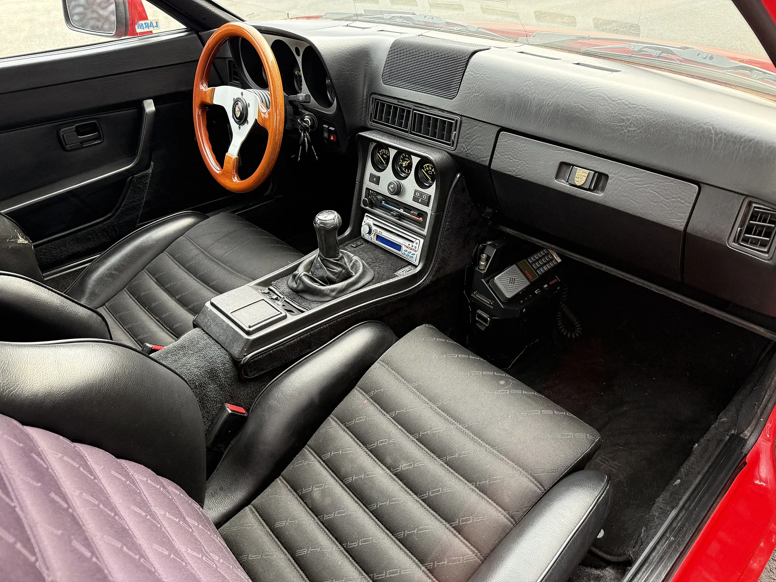 Interiörbild 1984 Porsche 944 Targa (28)