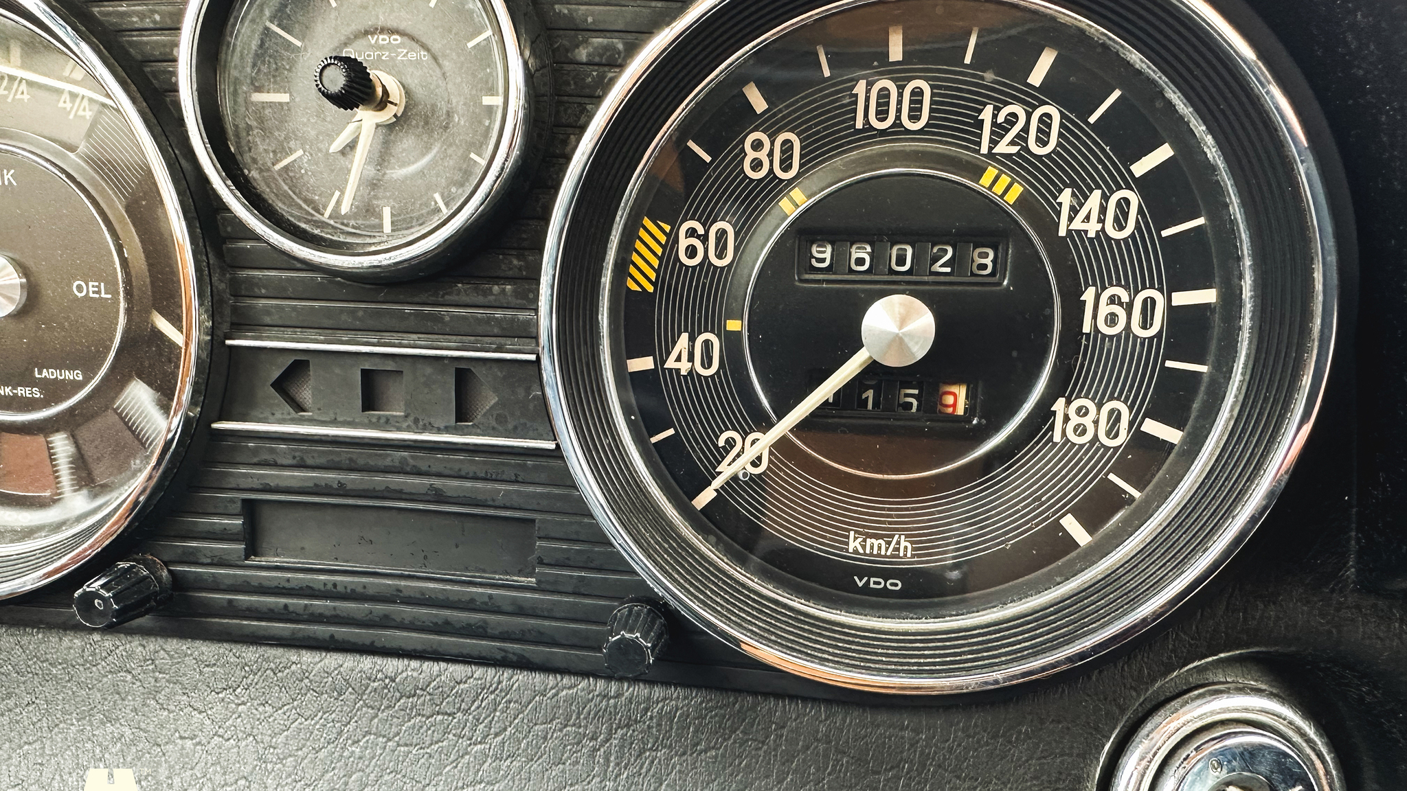 Interiörbild 1972 Mercedes-Benz 200