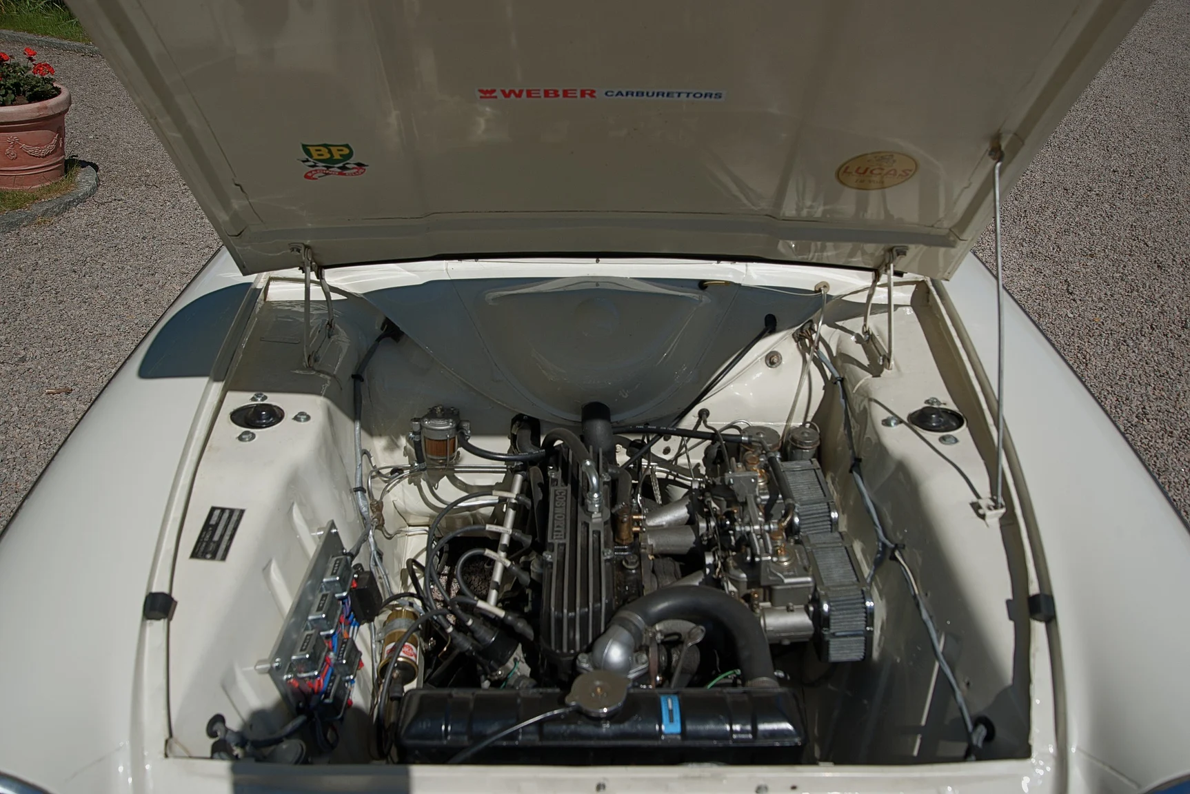 Image of 1966 Ford  Cortina GT (1) mechanics