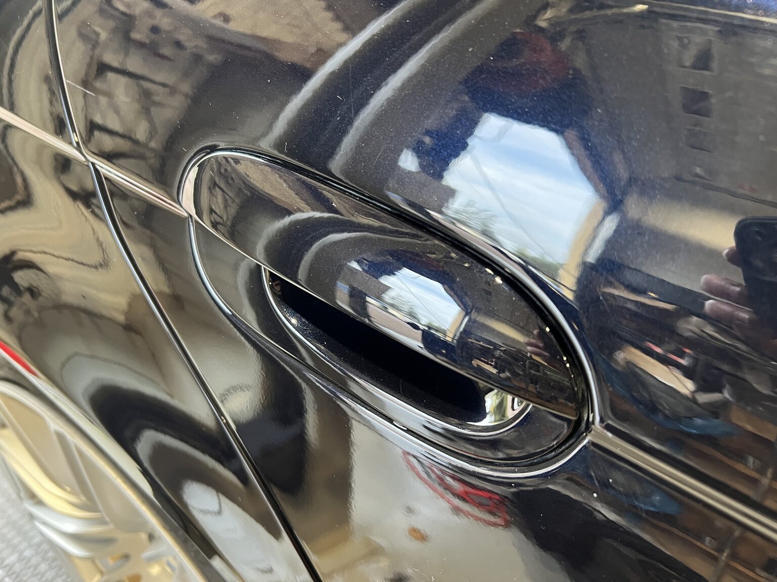 Exteriörbild på 2003 BMW 540i Touring