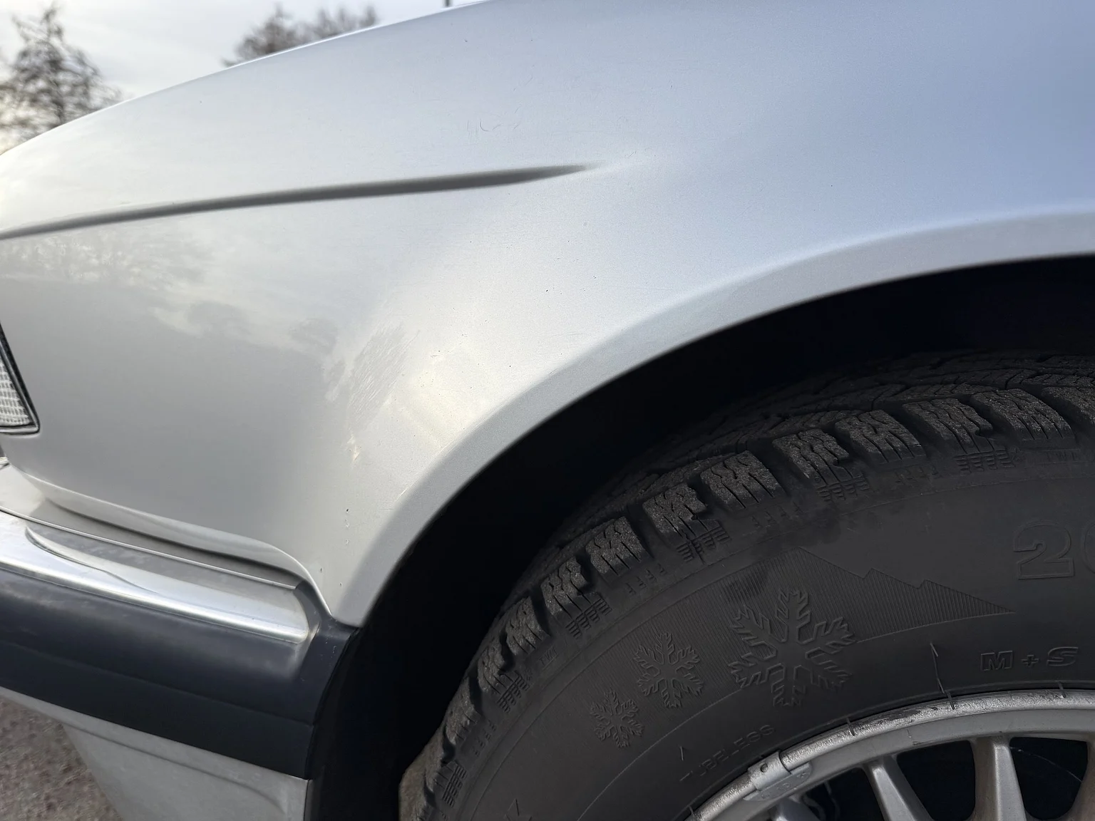 Exteriörbild på 1992 BMW 730iA (50)