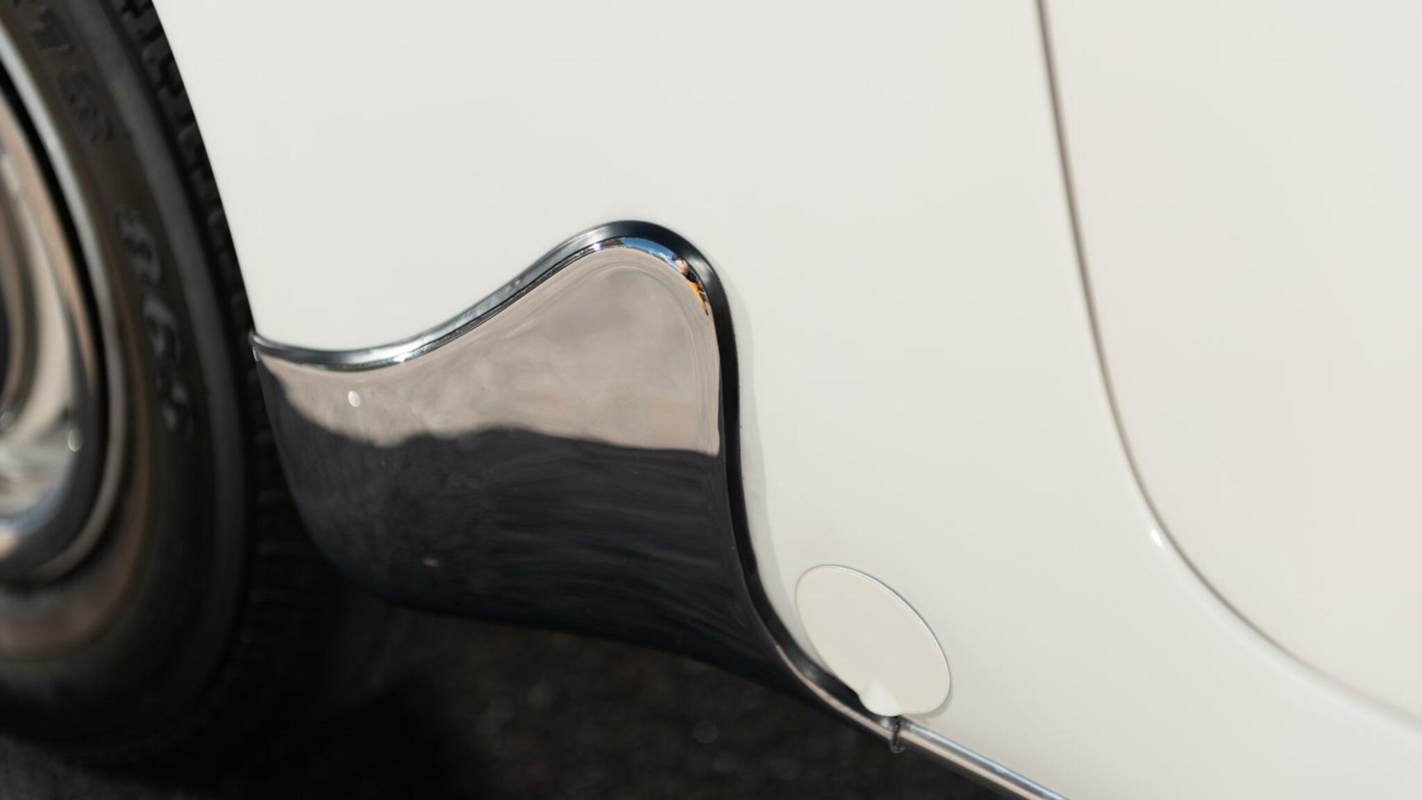 Exteriörbild på 1956 Mercedes Benz 190 SL Roadster (51)