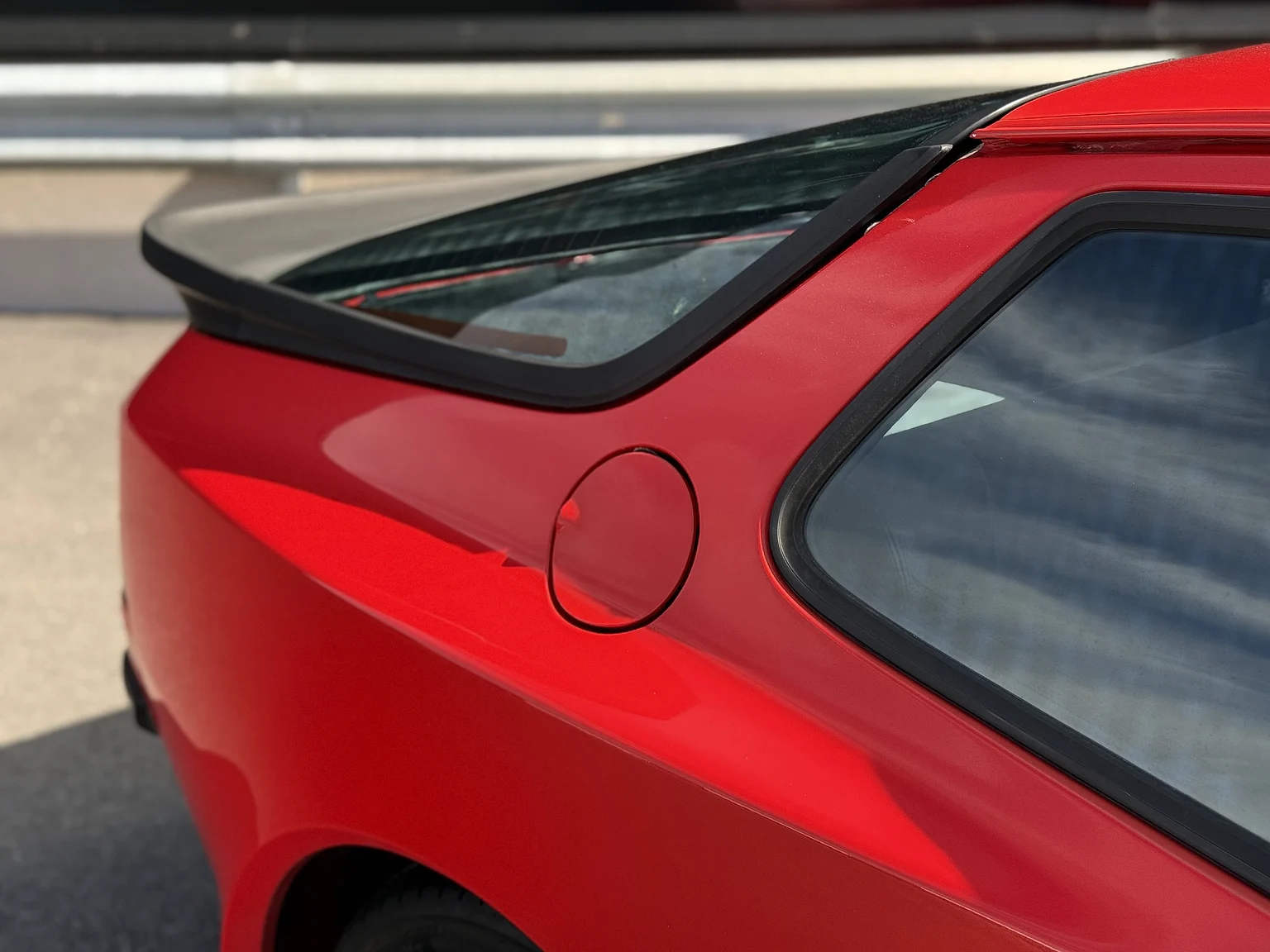 Exteriörbild på 1984 Porsche 944 Targa (64)