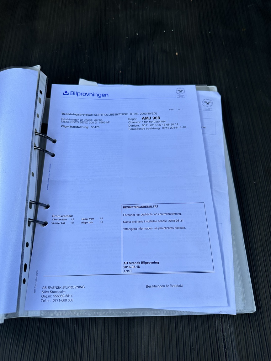 Documentation for 1966 Mercedes-Benz 200 D "Heckflosse"