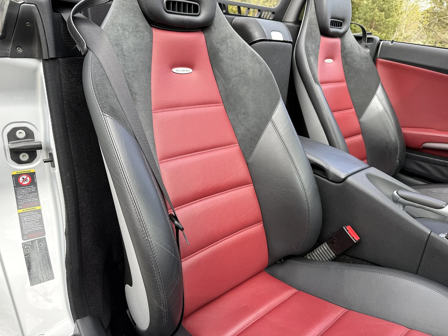 Innenraumfoto von 2005 Mercedes-Benz SLK 55 (56)
