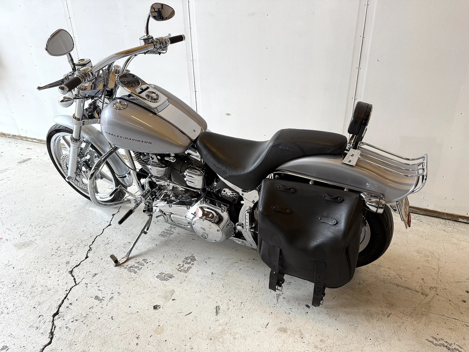 Exteriörbild på 1999 Harley-Davidson Fxst Softail (10)