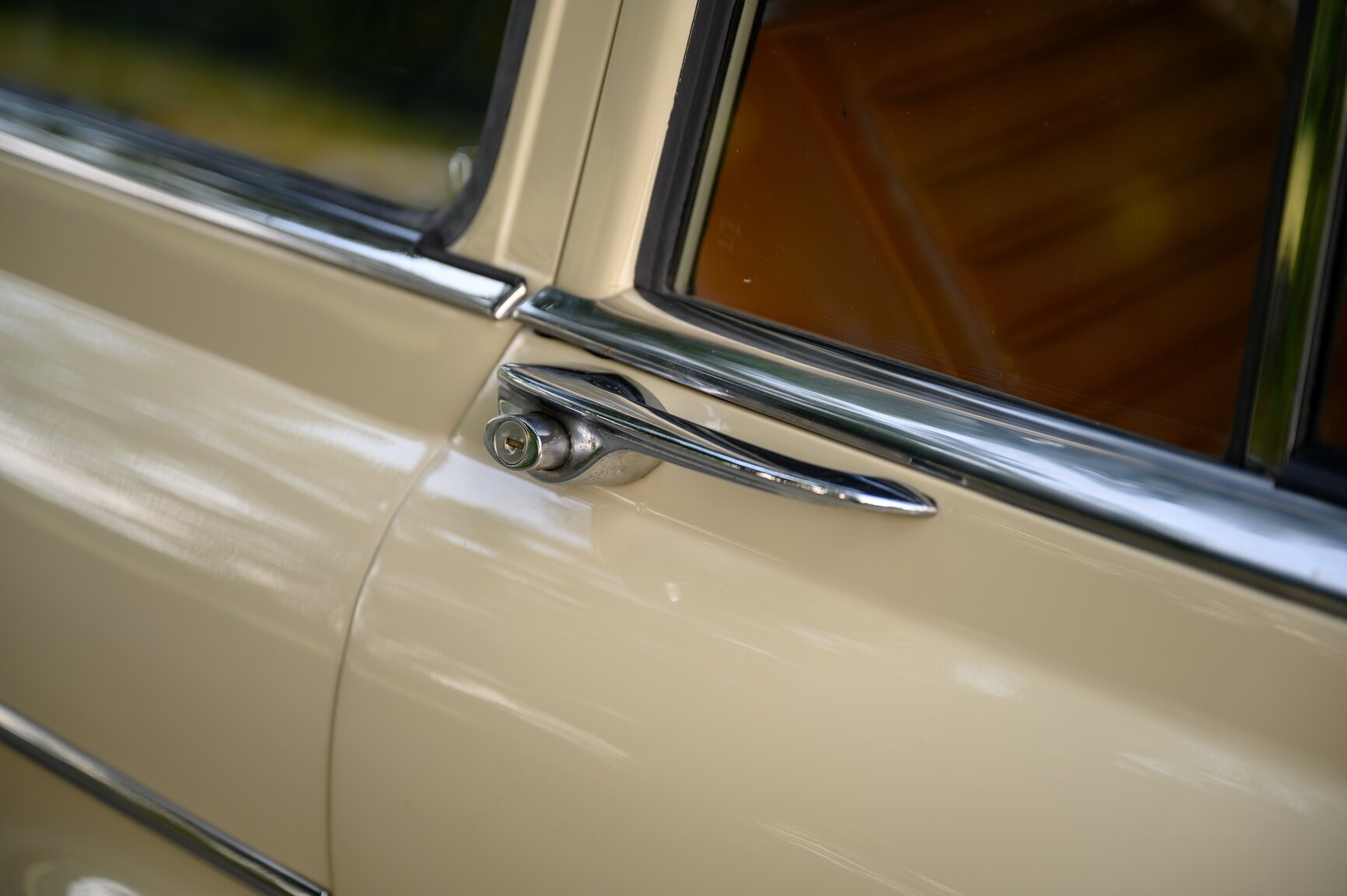 Exterior image of 1968 Amazon Herrgårdsvagn