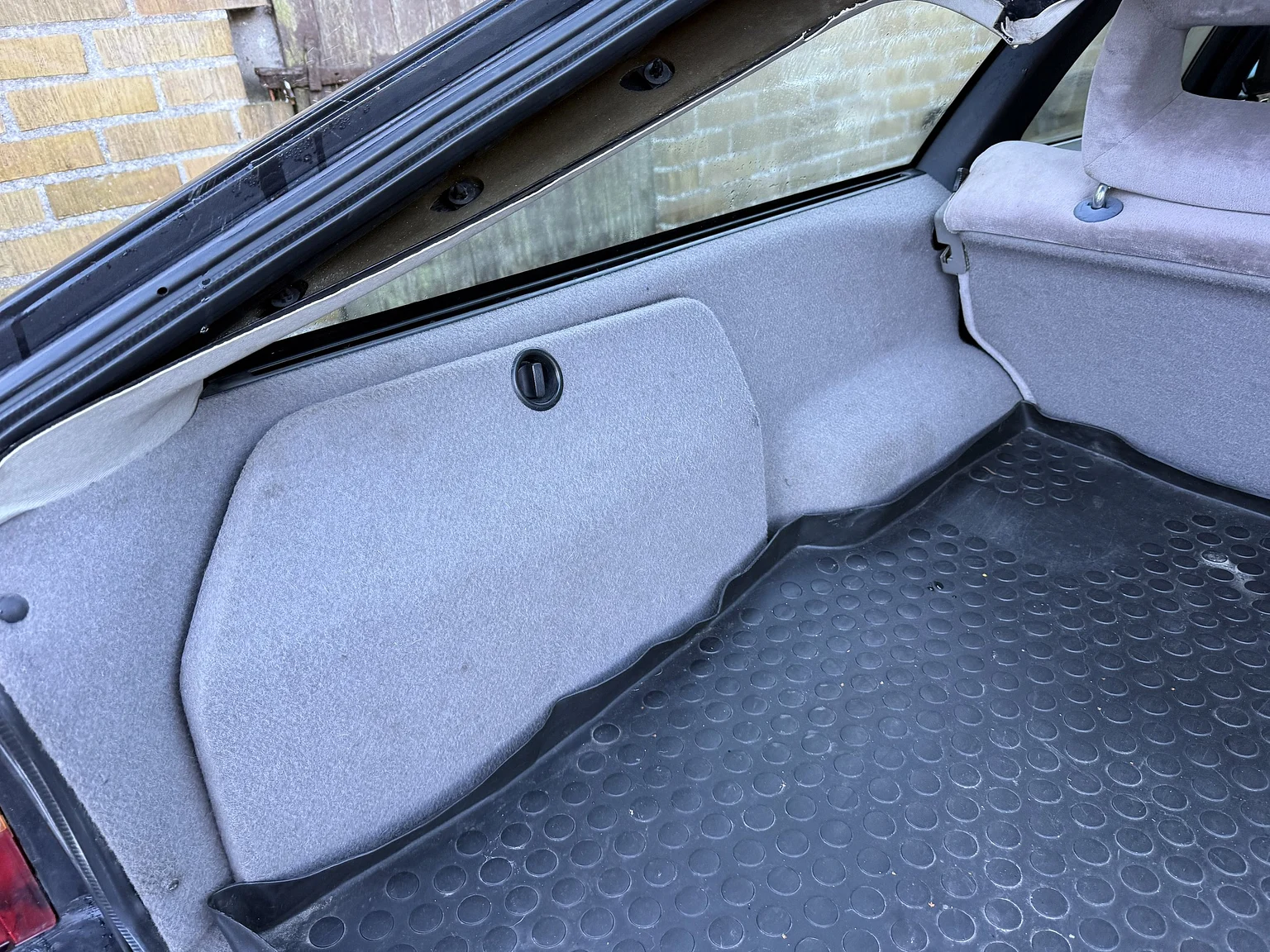 Interior image of 1990 Audi 100 Avant (17)