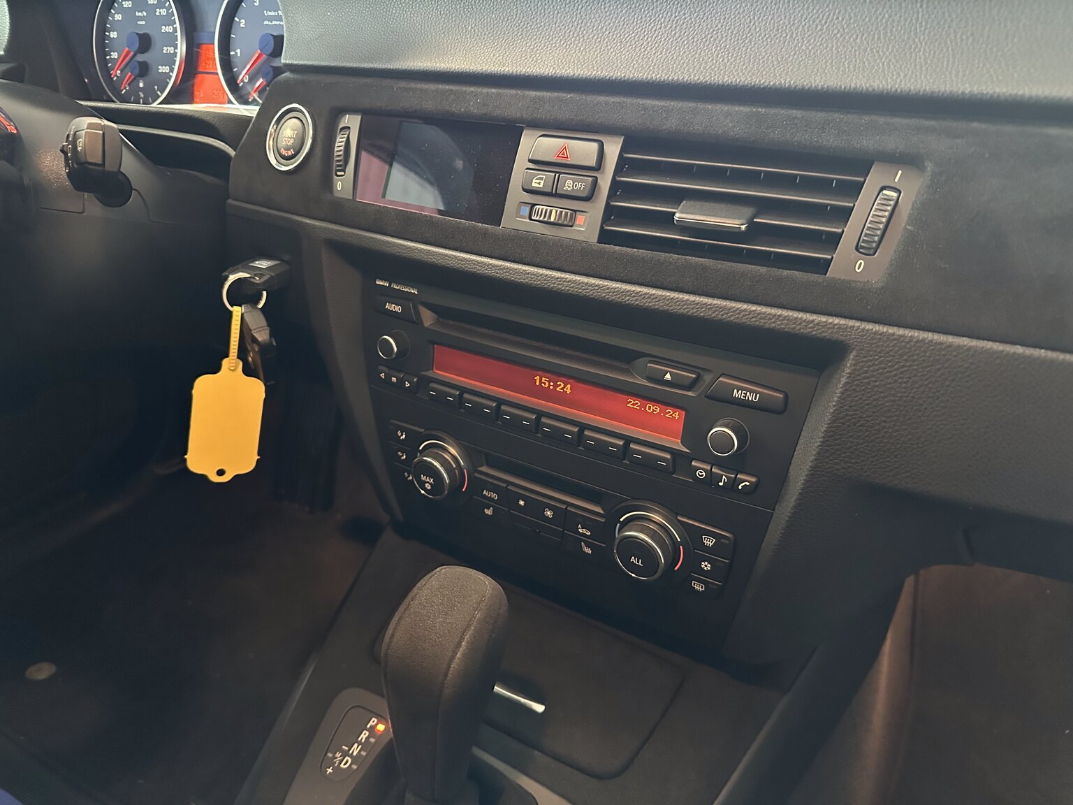 Interior image of 2012 ALPINA B3 GT3 Switch-Tronic