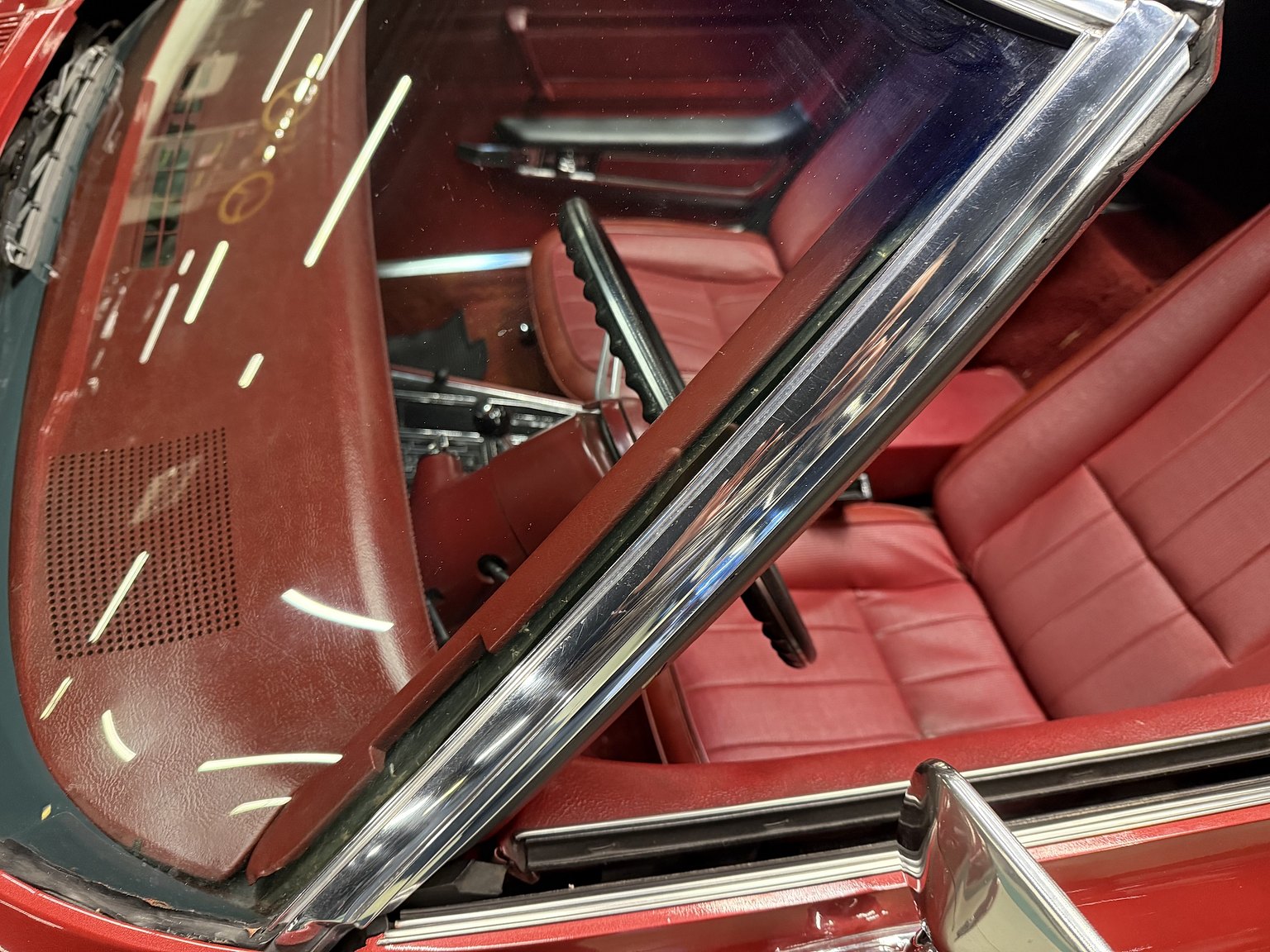 Aussenfoto 1974 Chevrolet Corvette Stingray (18)