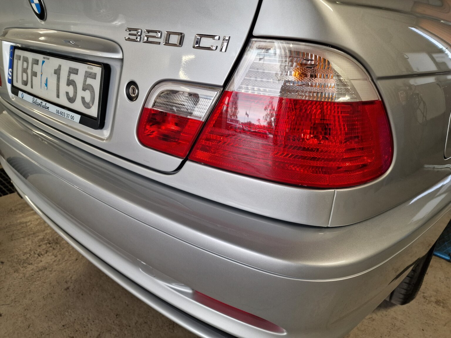 Exterior image of 2002 BMW 320Ci